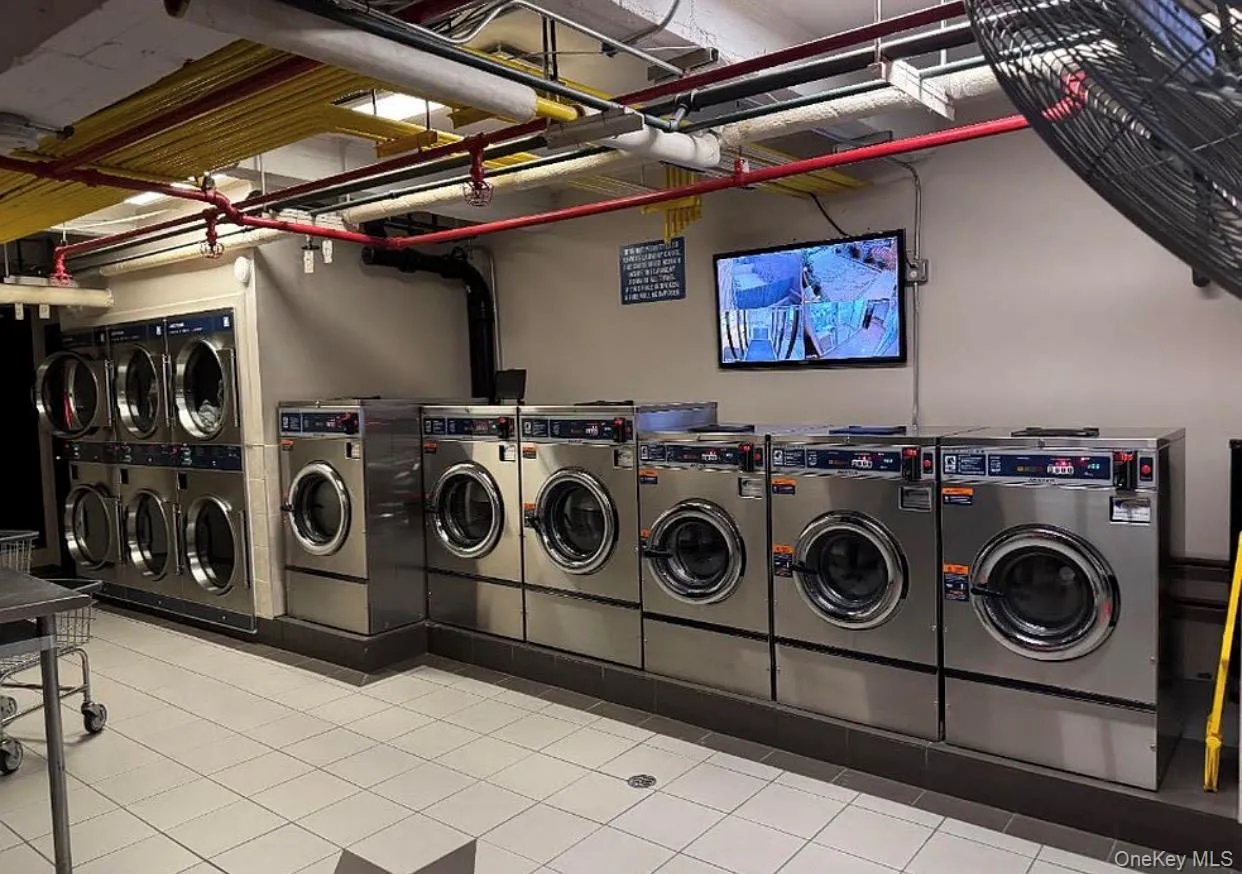 37-30 83rd Street, New York, NY, 2 Room Rooms,1 BathroomBathrooms,Residential Lease,For Rent,83rd,0,1036507 37-30 83rd Street, New York, NY, 2 Room Rooms,1 BathroomBathrooms,Residential Lease,For Rent,83rd,0,1036507