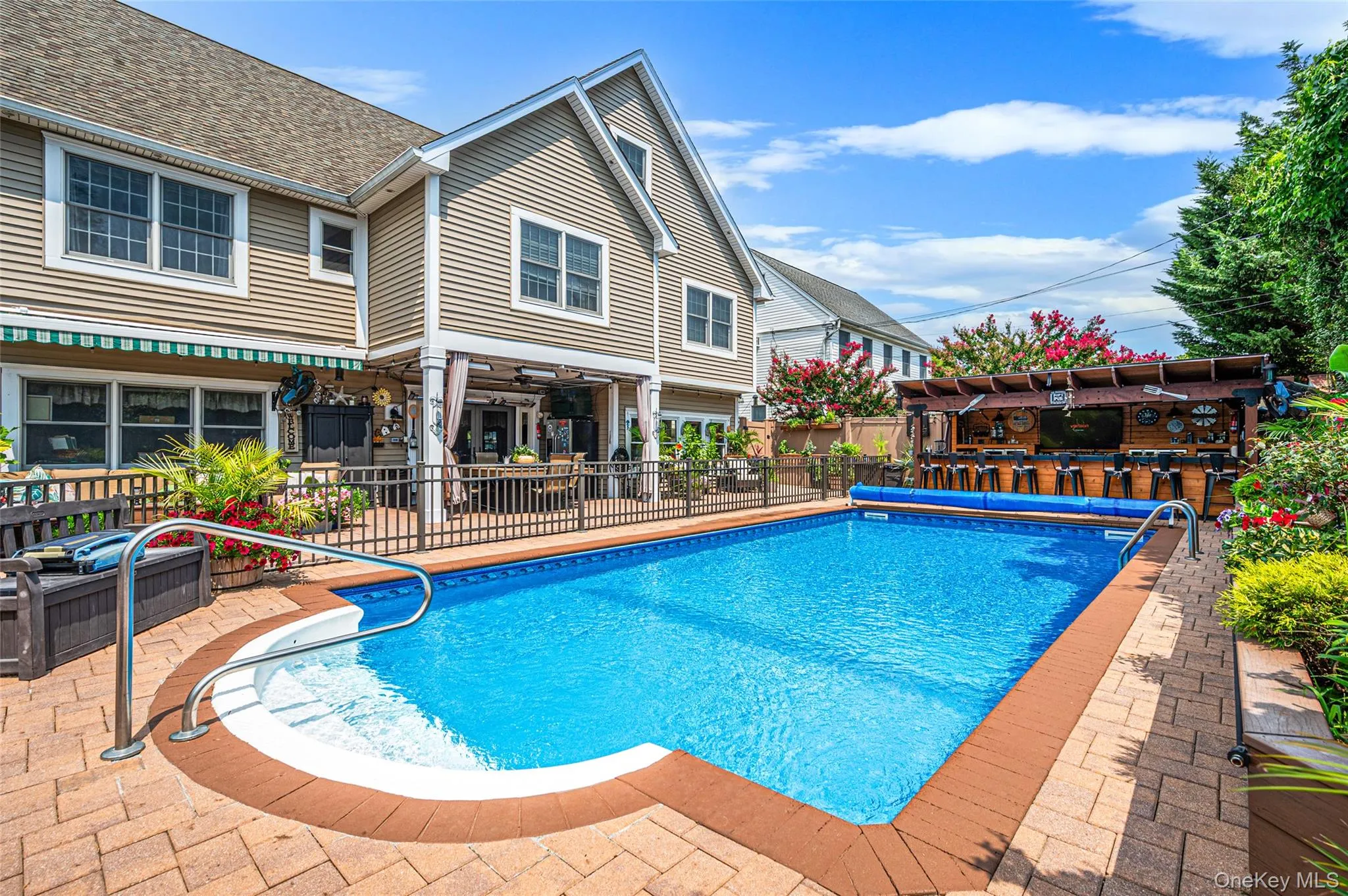 4 Teamster Lane, Hempstead, NY, 5 Bedrooms Bedrooms, 20 Rooms Rooms,3 BathroomsBathrooms,Residential,For Rent,Teamster,0,1036511 4 Teamster Lane, Hempstead, NY, 5 Bedrooms Bedrooms, 20 Rooms Rooms,3 BathroomsBathrooms,Residential,For Rent,Teamster,0,1036511