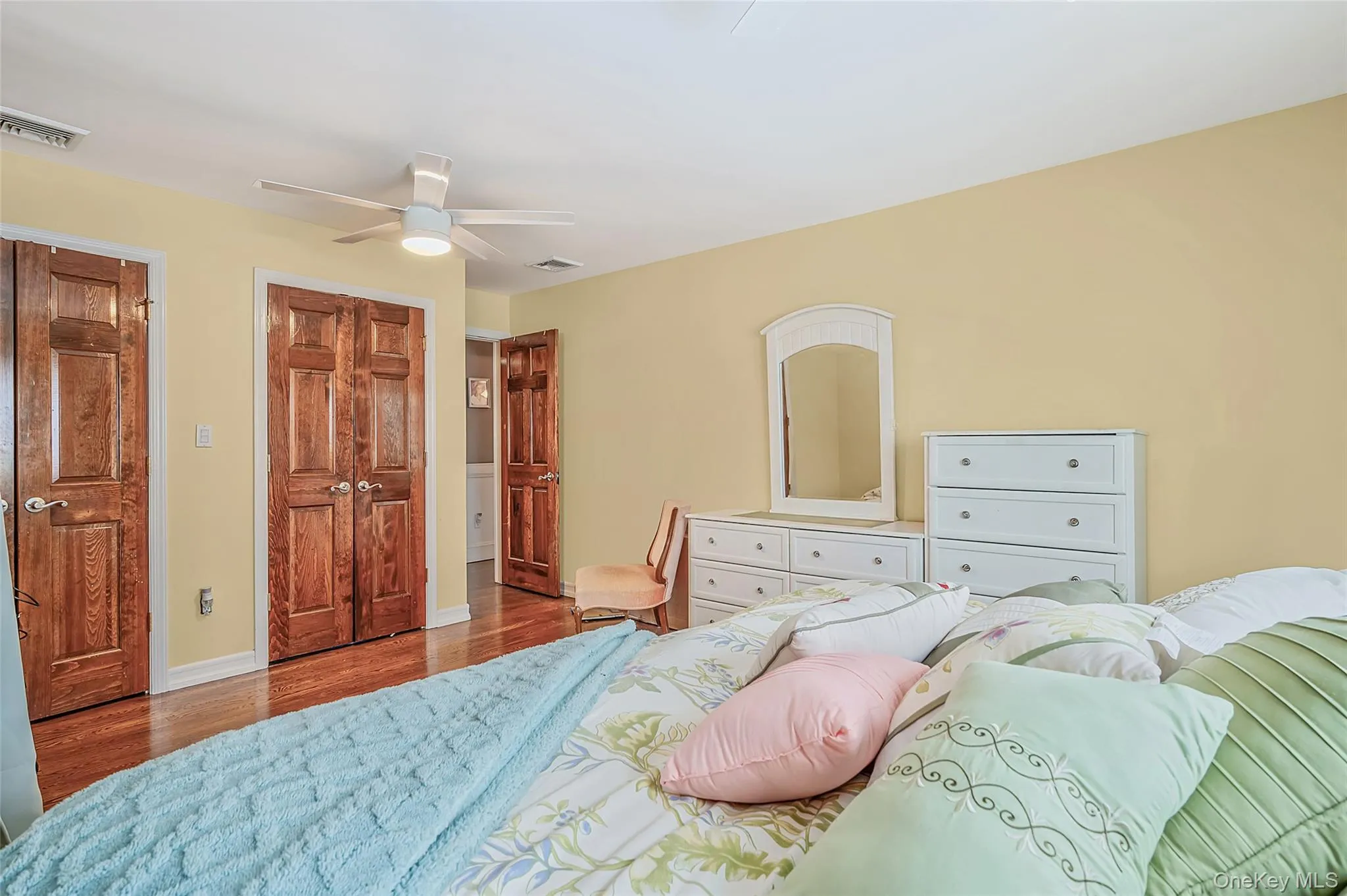 4 Teamster Lane, Hempstead, NY, 5 Bedrooms Bedrooms, 20 Rooms Rooms,3 BathroomsBathrooms,Residential,For Rent,Teamster,0,1036511 4 Teamster Lane, Hempstead, NY, 5 Bedrooms Bedrooms, 20 Rooms Rooms,3 BathroomsBathrooms,Residential,For Rent,Teamster,0,1036511