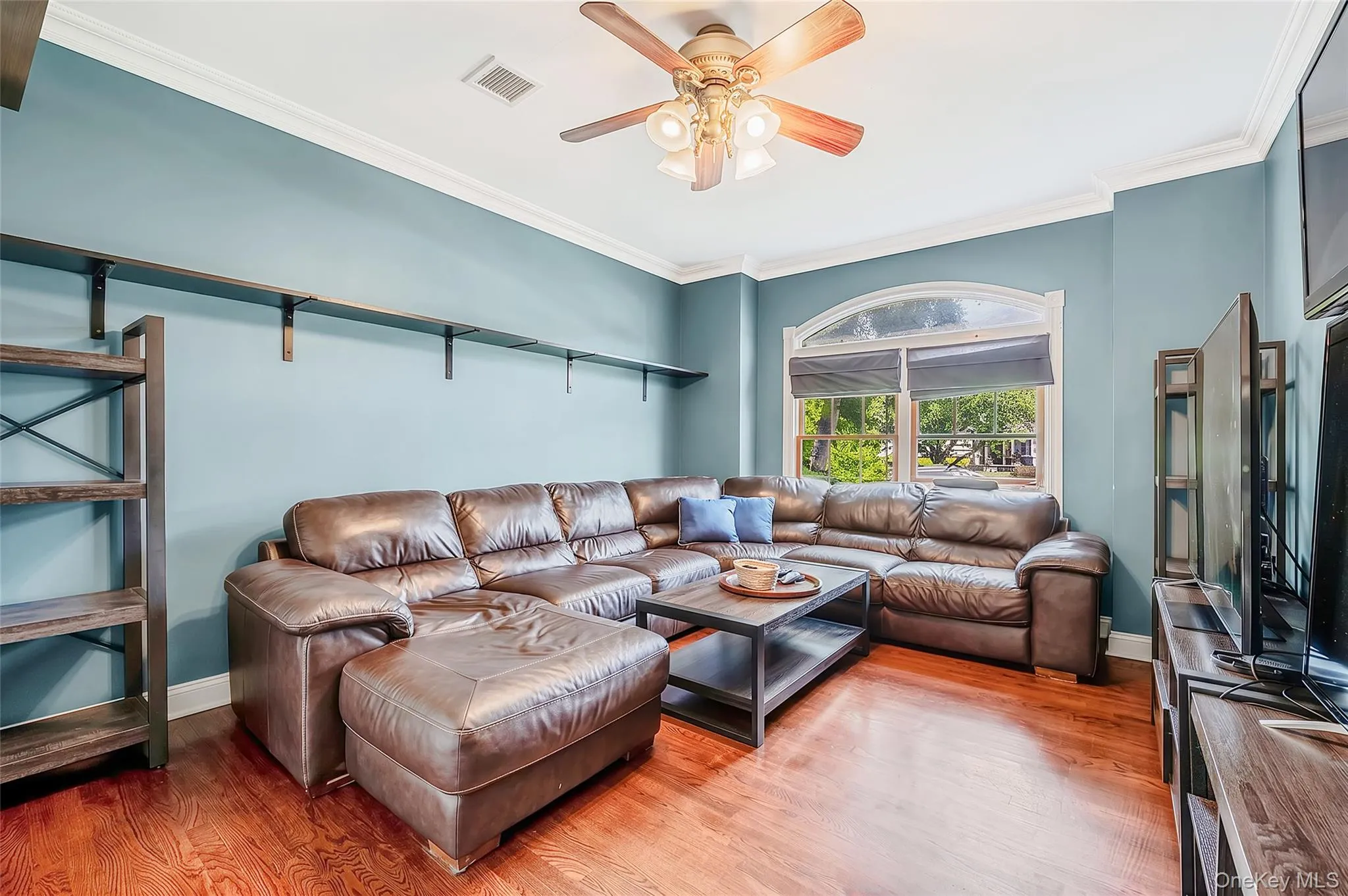 4 Teamster Lane, Hempstead, NY, 5 Bedrooms Bedrooms, 20 Rooms Rooms,3 BathroomsBathrooms,Residential,For Rent,Teamster,0,1036511 4 Teamster Lane, Hempstead, NY, 5 Bedrooms Bedrooms, 20 Rooms Rooms,3 BathroomsBathrooms,Residential,For Rent,Teamster,0,1036511