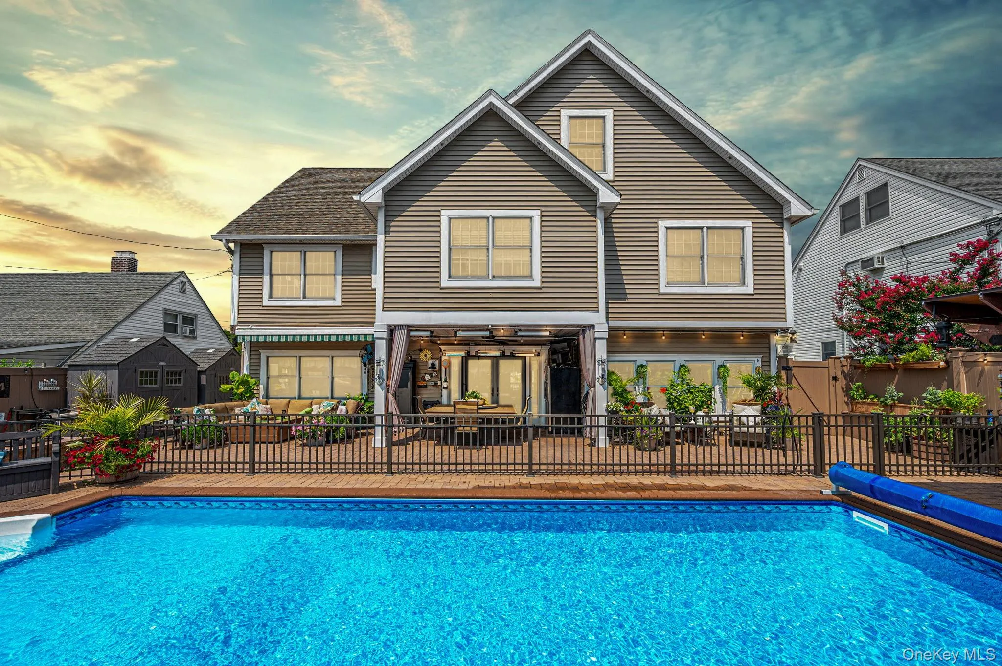4 Teamster Lane, Hempstead, NY, 5 Bedrooms Bedrooms, 20 Rooms Rooms,3 BathroomsBathrooms,Residential,For Rent,Teamster,0,1036511 4 Teamster Lane, Hempstead, NY, 5 Bedrooms Bedrooms, 20 Rooms Rooms,3 BathroomsBathrooms,Residential,For Rent,Teamster,0,1036511