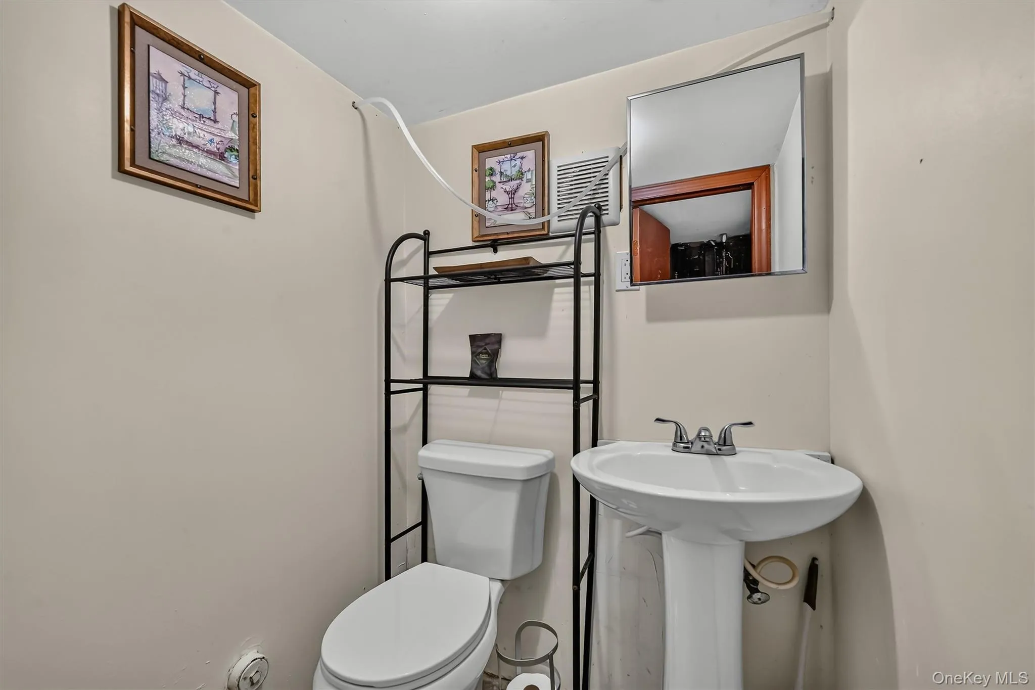 78 High Acres Drive, La Grange, NY, 4 Bedrooms Bedrooms, 9 Rooms Rooms,2 BathroomsBathrooms,Residential,For Rent,High Acres,0,1036513 78 High Acres Drive, La Grange, NY, 4 Bedrooms Bedrooms, 9 Rooms Rooms,2 BathroomsBathrooms,Residential,For Rent,High Acres,0,1036513