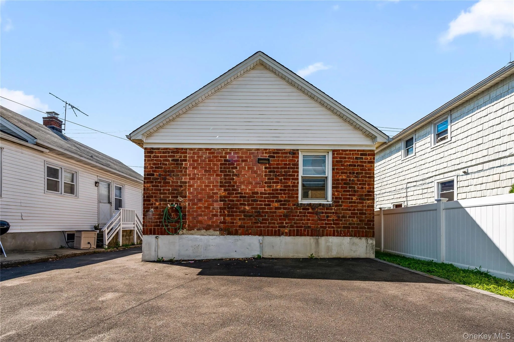 21 Beechwood Avenue, North Hempstead, NY, 2 Bedrooms Bedrooms, 4 Rooms Rooms,1 BathroomBathrooms,Residential,For Rent,Beechwood,0,1036514 21 Beechwood Avenue, North Hempstead, NY, 2 Bedrooms Bedrooms, 4 Rooms Rooms,1 BathroomBathrooms,Residential,For Rent,Beechwood,0,1036514