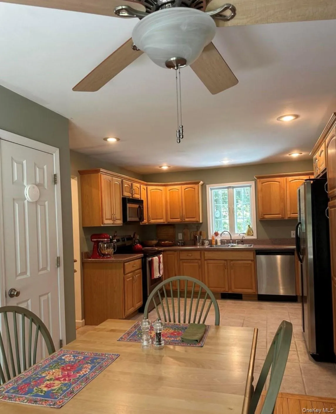 99 Van Tine Road, Rochester, NY, 3 Bedrooms Bedrooms, 6 Rooms Rooms,3 BathroomsBathrooms,Residential,For Rent,Van Tine,0,1036518 99 Van Tine Road, Rochester, NY, 3 Bedrooms Bedrooms, 6 Rooms Rooms,3 BathroomsBathrooms,Residential,For Rent,Van Tine,0,1036518