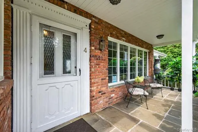4 Woodleaf Court, Huntington, NY, 3 Bedrooms Bedrooms, 7 Rooms Rooms,2 BathroomsBathrooms,Residential,For Rent,Woodleaf,0,1036519 4 Woodleaf Court, Huntington, NY, 3 Bedrooms Bedrooms, 7 Rooms Rooms,2 BathroomsBathrooms,Residential,For Rent,Woodleaf,0,1036519