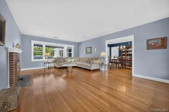4 Woodleaf Court, Huntington, NY, 3 Bedrooms Bedrooms, 7 Rooms Rooms,2 BathroomsBathrooms,Residential,For Rent,Woodleaf,0,1036519 4 Woodleaf Court, Huntington, NY, 3 Bedrooms Bedrooms, 7 Rooms Rooms,2 BathroomsBathrooms,Residential,For Rent,Woodleaf,0,1036519