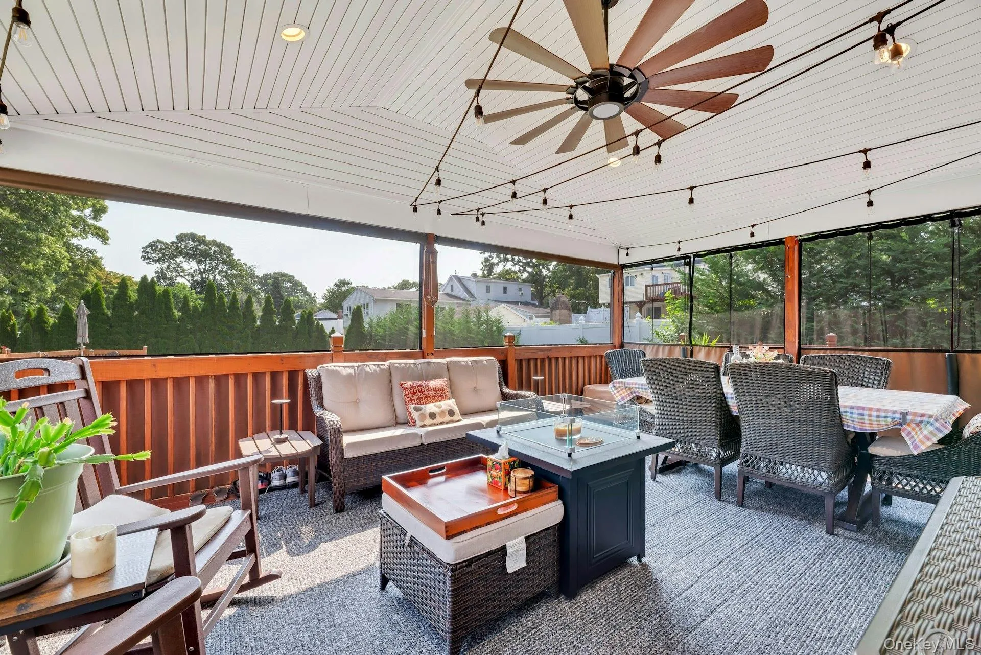 Your outdoor living area with views of spacious yard and pool. Your outdoor living area with views of spacious yard and pool.