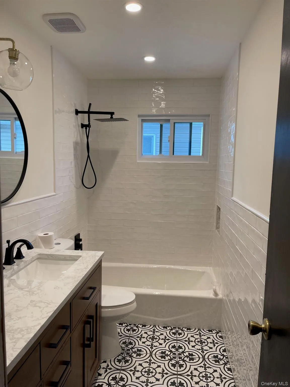 155 Secatogue Avenue, Oyster Bay, NY, 3 Bedrooms Bedrooms, 9 Rooms Rooms,2 BathroomsBathrooms,Residential,For Rent,Secatogue,0,1036523 155 Secatogue Avenue, Oyster Bay, NY, 3 Bedrooms Bedrooms, 9 Rooms Rooms,2 BathroomsBathrooms,Residential,For Rent,Secatogue,0,1036523