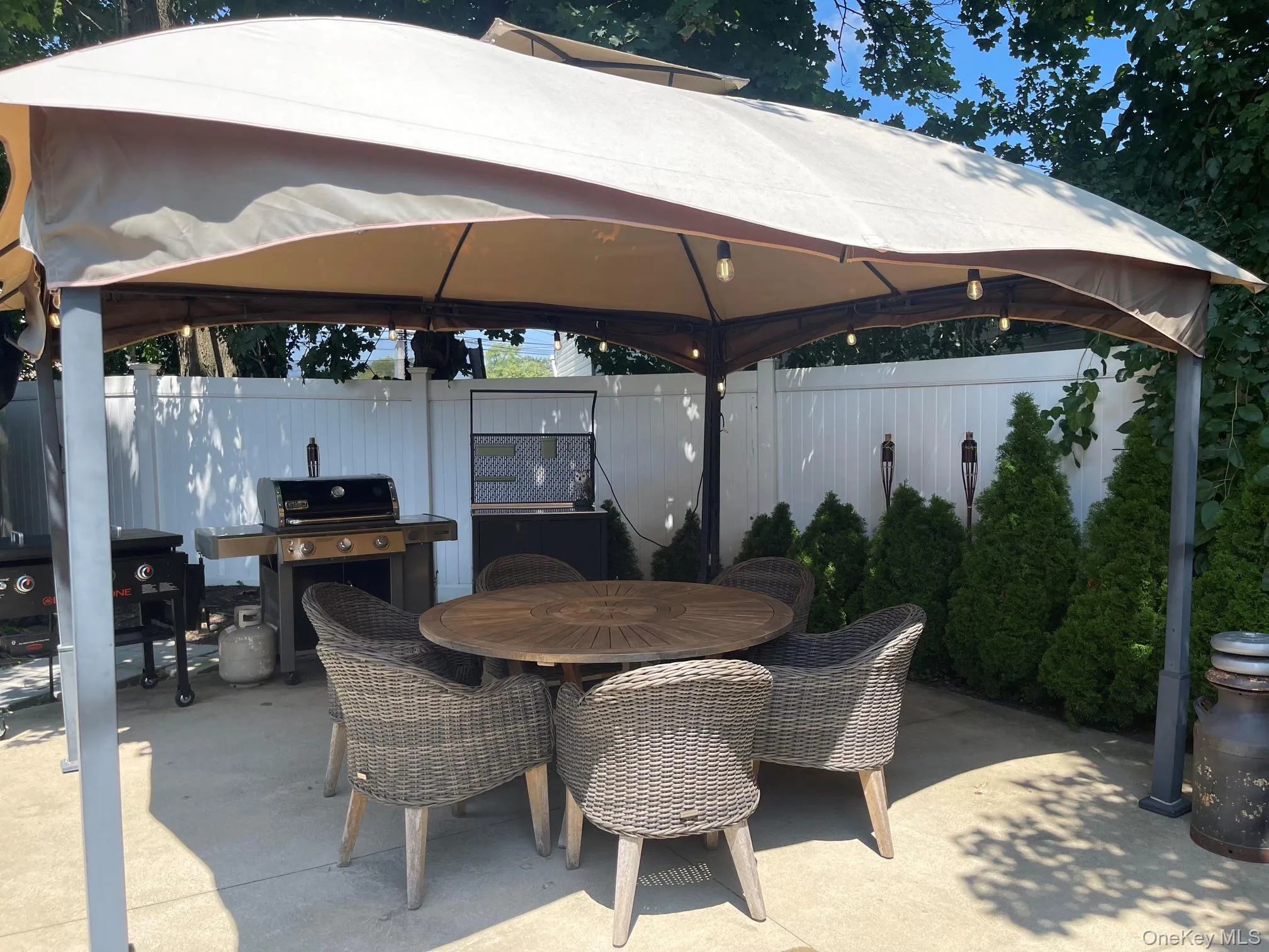 155 Secatogue Avenue, Oyster Bay, NY, 3 Bedrooms Bedrooms, 9 Rooms Rooms,2 BathroomsBathrooms,Residential,For Rent,Secatogue,0,1036523 155 Secatogue Avenue, Oyster Bay, NY, 3 Bedrooms Bedrooms, 9 Rooms Rooms,2 BathroomsBathrooms,Residential,For Rent,Secatogue,0,1036523