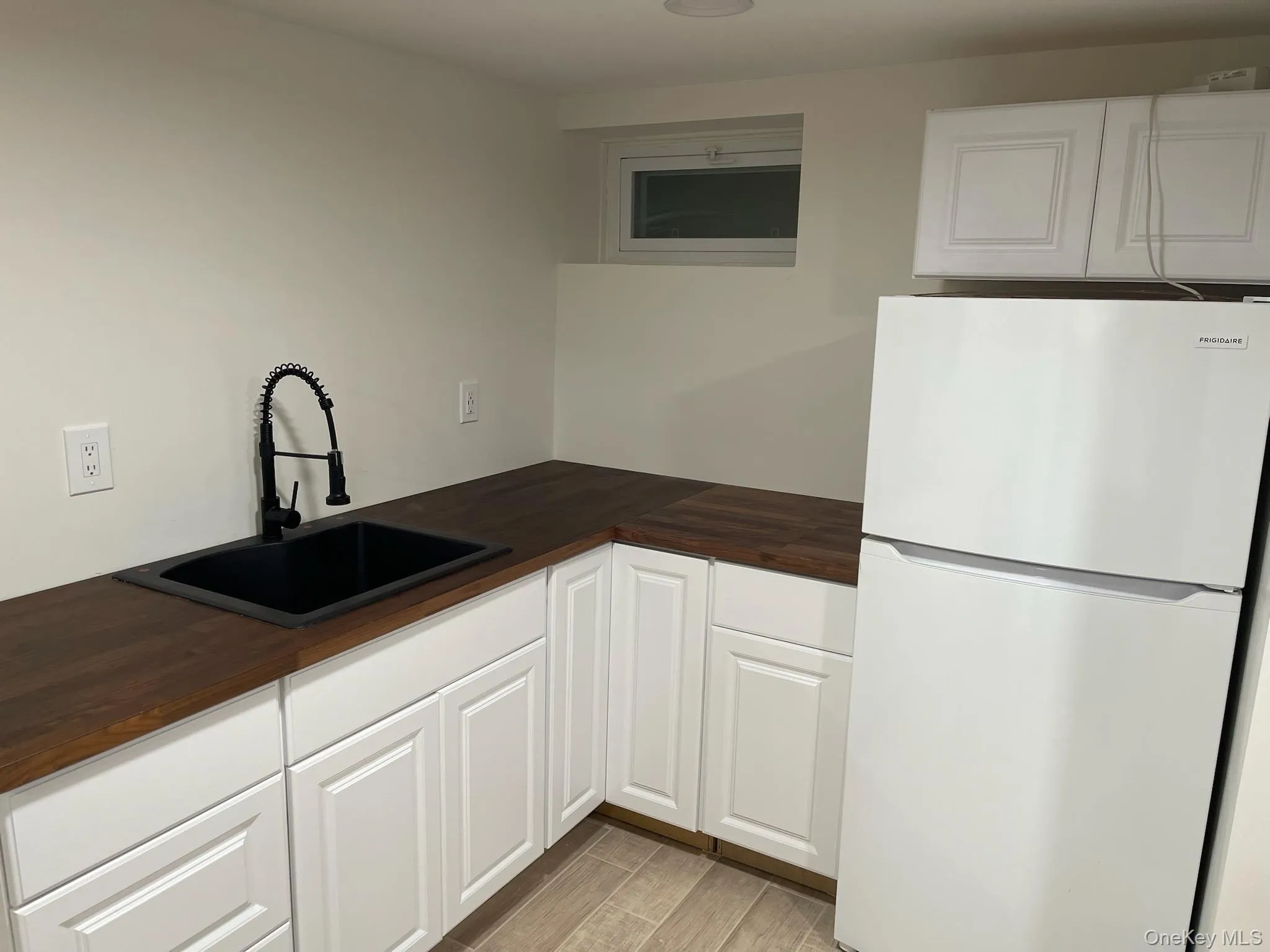 155 Secatogue Avenue, Oyster Bay, NY, 3 Bedrooms Bedrooms, 9 Rooms Rooms,2 BathroomsBathrooms,Residential,For Rent,Secatogue,0,1036523 155 Secatogue Avenue, Oyster Bay, NY, 3 Bedrooms Bedrooms, 9 Rooms Rooms,2 BathroomsBathrooms,Residential,For Rent,Secatogue,0,1036523