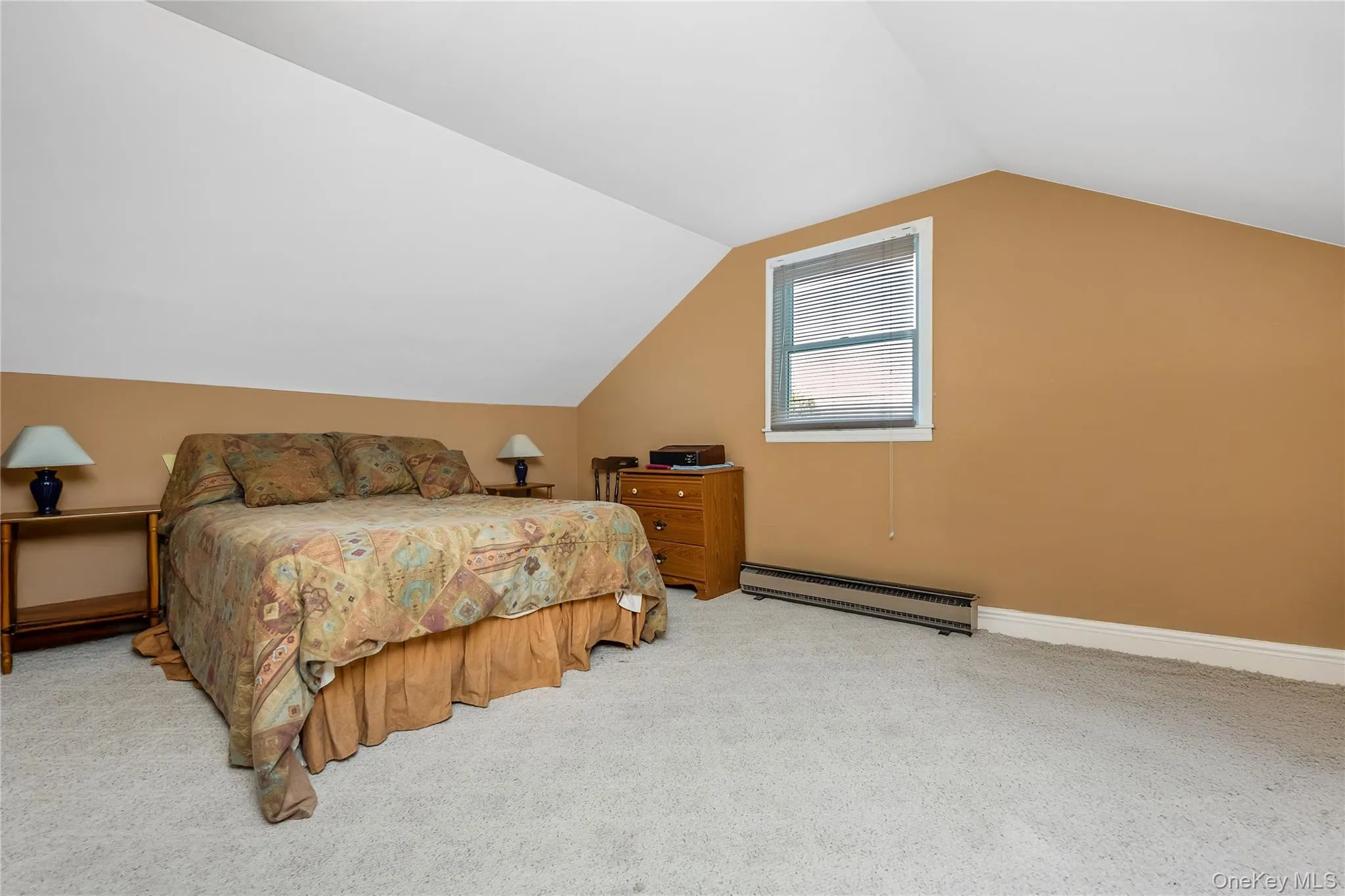 Upstairs bedroom Upstairs bedroom