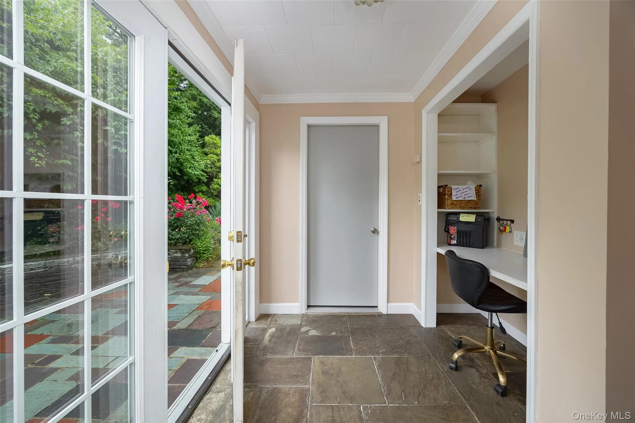 46 Barnard Avenue, Poughkeepsie, NY, 3 Bedrooms Bedrooms, 10 Rooms Rooms,3 BathroomsBathrooms,Residential Lease,For Rent,Barnard,0,1036533 46 Barnard Avenue, Poughkeepsie, NY, 3 Bedrooms Bedrooms, 10 Rooms Rooms,3 BathroomsBathrooms,Residential Lease,For Rent,Barnard,0,1036533