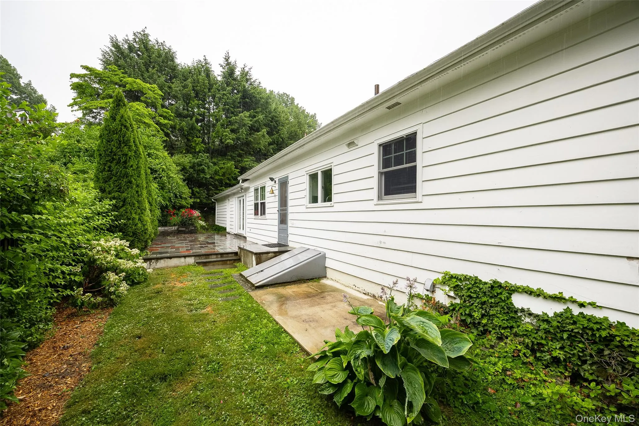 46 Barnard Avenue, Poughkeepsie, NY, 3 Bedrooms Bedrooms, 10 Rooms Rooms,3 BathroomsBathrooms,Residential Lease,For Rent,Barnard,0,1036533 46 Barnard Avenue, Poughkeepsie, NY, 3 Bedrooms Bedrooms, 10 Rooms Rooms,3 BathroomsBathrooms,Residential Lease,For Rent,Barnard,0,1036533