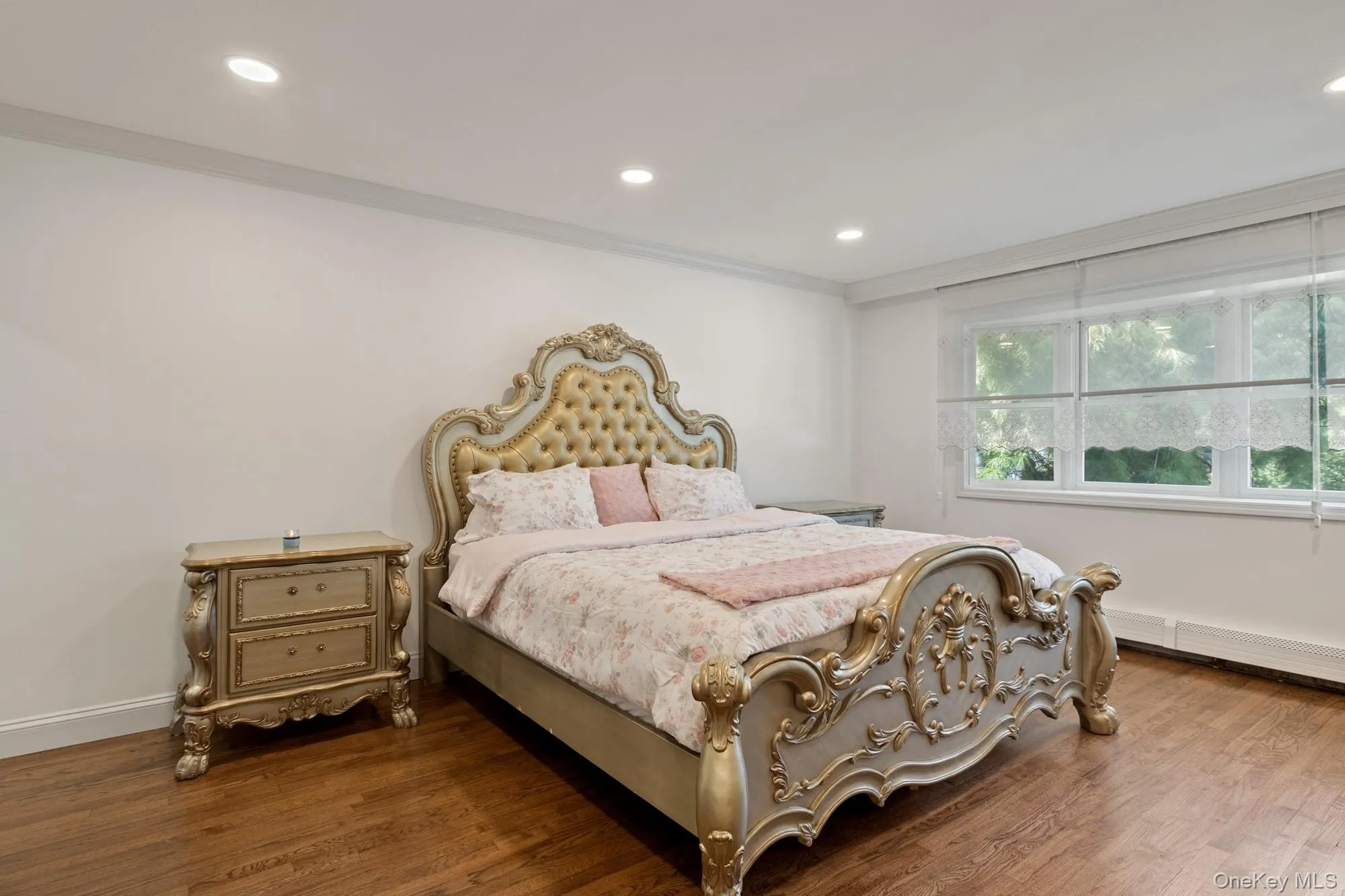108 Burr Road, Huntington, NY, 5 Bedrooms Bedrooms, 9 Rooms Rooms,5 BathroomsBathrooms,Residential,For Rent,Burr,0,1036534 108 Burr Road, Huntington, NY, 5 Bedrooms Bedrooms, 9 Rooms Rooms,5 BathroomsBathrooms,Residential,For Rent,Burr,0,1036534