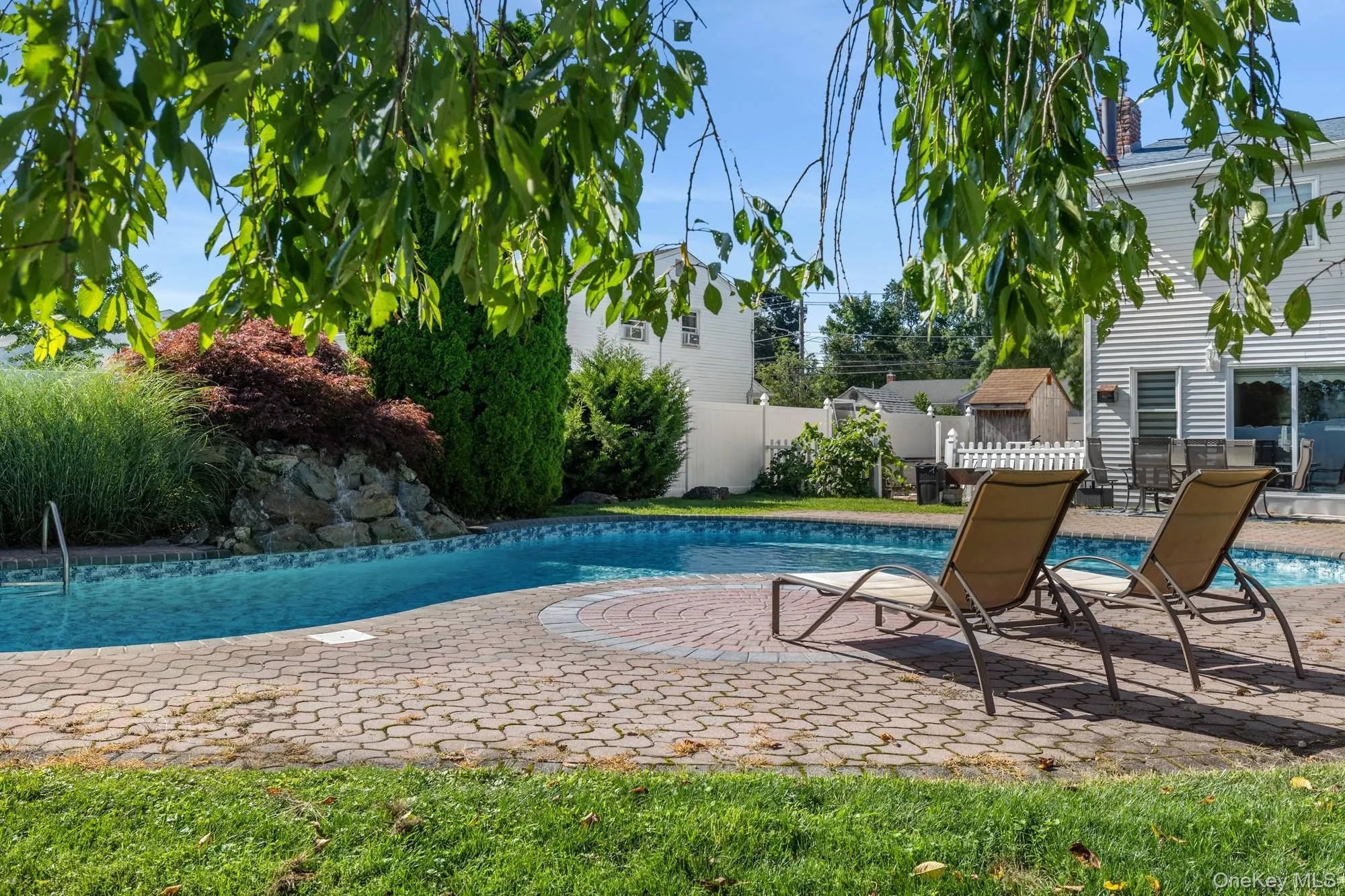 108 Burr Road, Huntington, NY, 5 Bedrooms Bedrooms, 9 Rooms Rooms,5 BathroomsBathrooms,Residential,For Rent,Burr,0,1036534 108 Burr Road, Huntington, NY, 5 Bedrooms Bedrooms, 9 Rooms Rooms,5 BathroomsBathrooms,Residential,For Rent,Burr,0,1036534