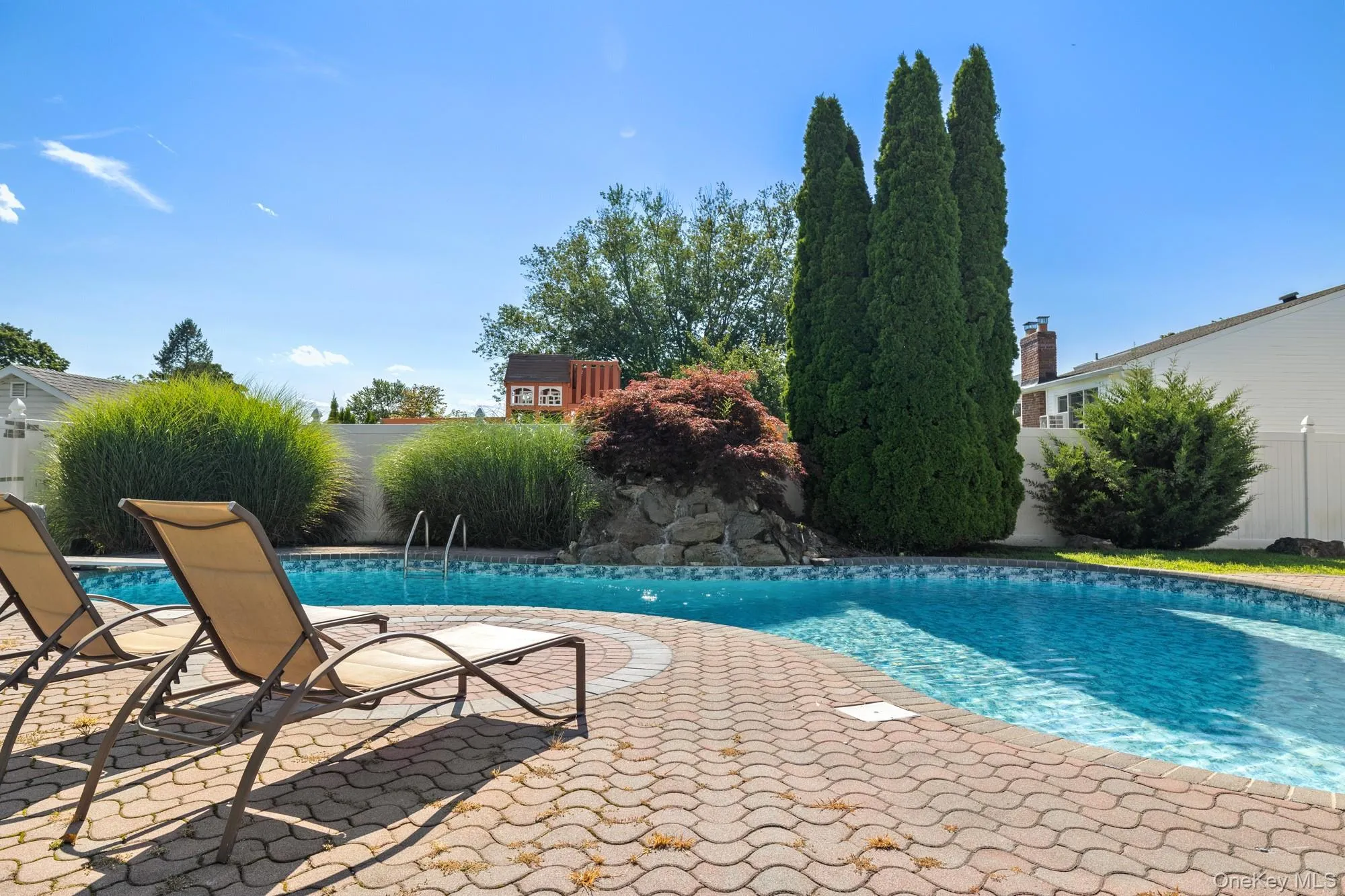 108 Burr Road, Huntington, NY, 5 Bedrooms Bedrooms, 9 Rooms Rooms,5 BathroomsBathrooms,Residential,For Rent,Burr,0,1036534 108 Burr Road, Huntington, NY, 5 Bedrooms Bedrooms, 9 Rooms Rooms,5 BathroomsBathrooms,Residential,For Rent,Burr,0,1036534
