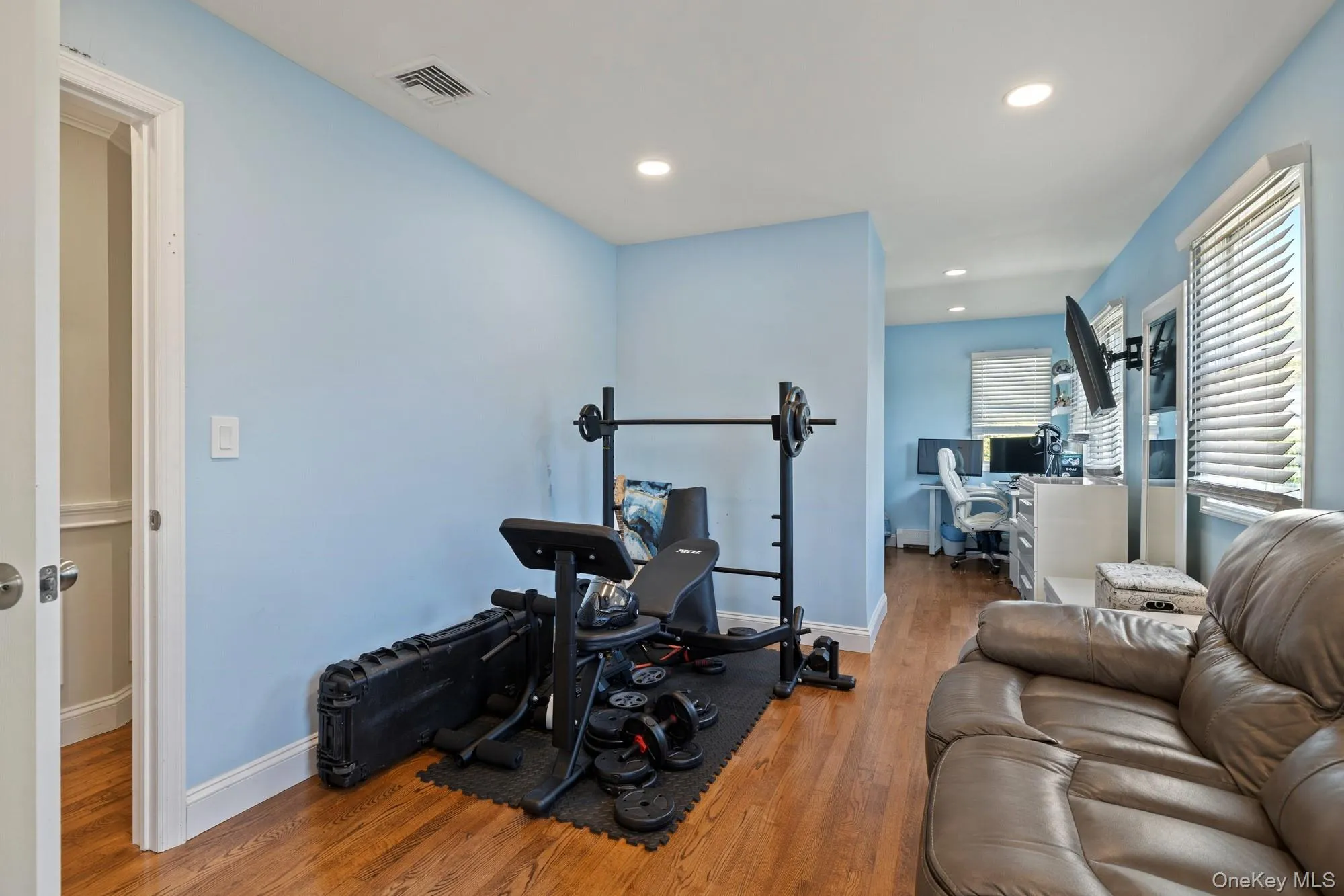 108 Burr Road, Huntington, NY, 5 Bedrooms Bedrooms, 9 Rooms Rooms,5 BathroomsBathrooms,Residential,For Rent,Burr,0,1036534 108 Burr Road, Huntington, NY, 5 Bedrooms Bedrooms, 9 Rooms Rooms,5 BathroomsBathrooms,Residential,For Rent,Burr,0,1036534