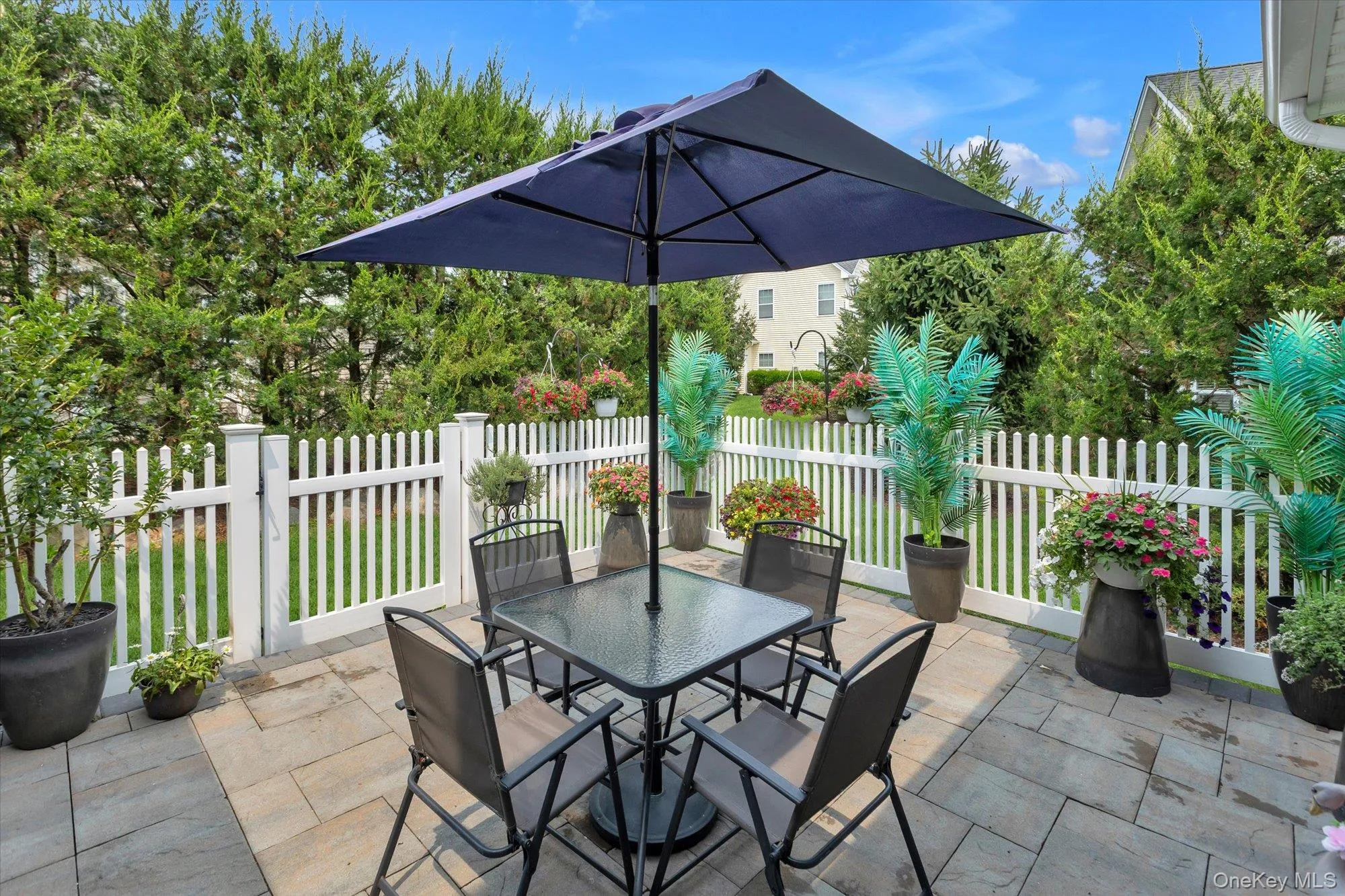 158 Stoneleigh Drive, Riverhead, NY, 2 Bedrooms Bedrooms, 5 Rooms Rooms,3 BathroomsBathrooms,Residential,For Rent,Stoneleigh,0,1036536 158 Stoneleigh Drive, Riverhead, NY, 2 Bedrooms Bedrooms, 5 Rooms Rooms,3 BathroomsBathrooms,Residential,For Rent,Stoneleigh,0,1036536