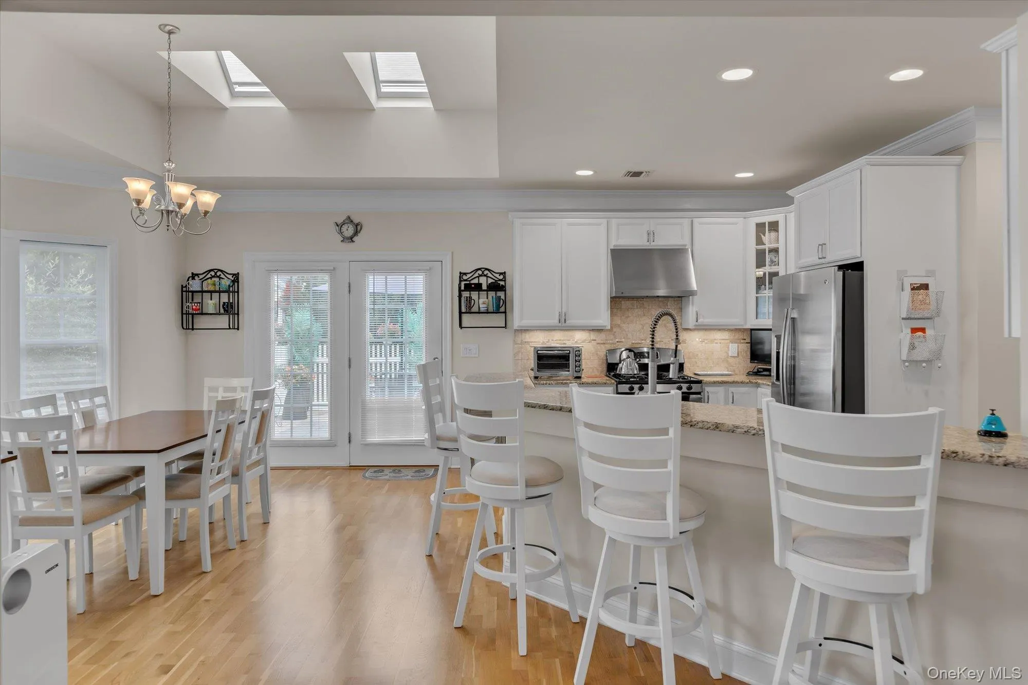 158 Stoneleigh Drive, Riverhead, NY, 2 Bedrooms Bedrooms, 5 Rooms Rooms,3 BathroomsBathrooms,Residential,For Rent,Stoneleigh,0,1036536 158 Stoneleigh Drive, Riverhead, NY, 2 Bedrooms Bedrooms, 5 Rooms Rooms,3 BathroomsBathrooms,Residential,For Rent,Stoneleigh,0,1036536