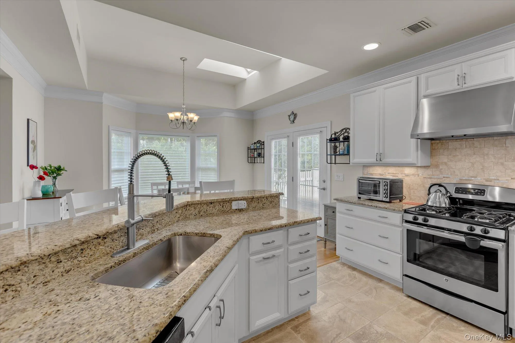158 Stoneleigh Drive, Riverhead, NY, 2 Bedrooms Bedrooms, 5 Rooms Rooms,3 BathroomsBathrooms,Residential,For Rent,Stoneleigh,0,1036536 158 Stoneleigh Drive, Riverhead, NY, 2 Bedrooms Bedrooms, 5 Rooms Rooms,3 BathroomsBathrooms,Residential,For Rent,Stoneleigh,0,1036536