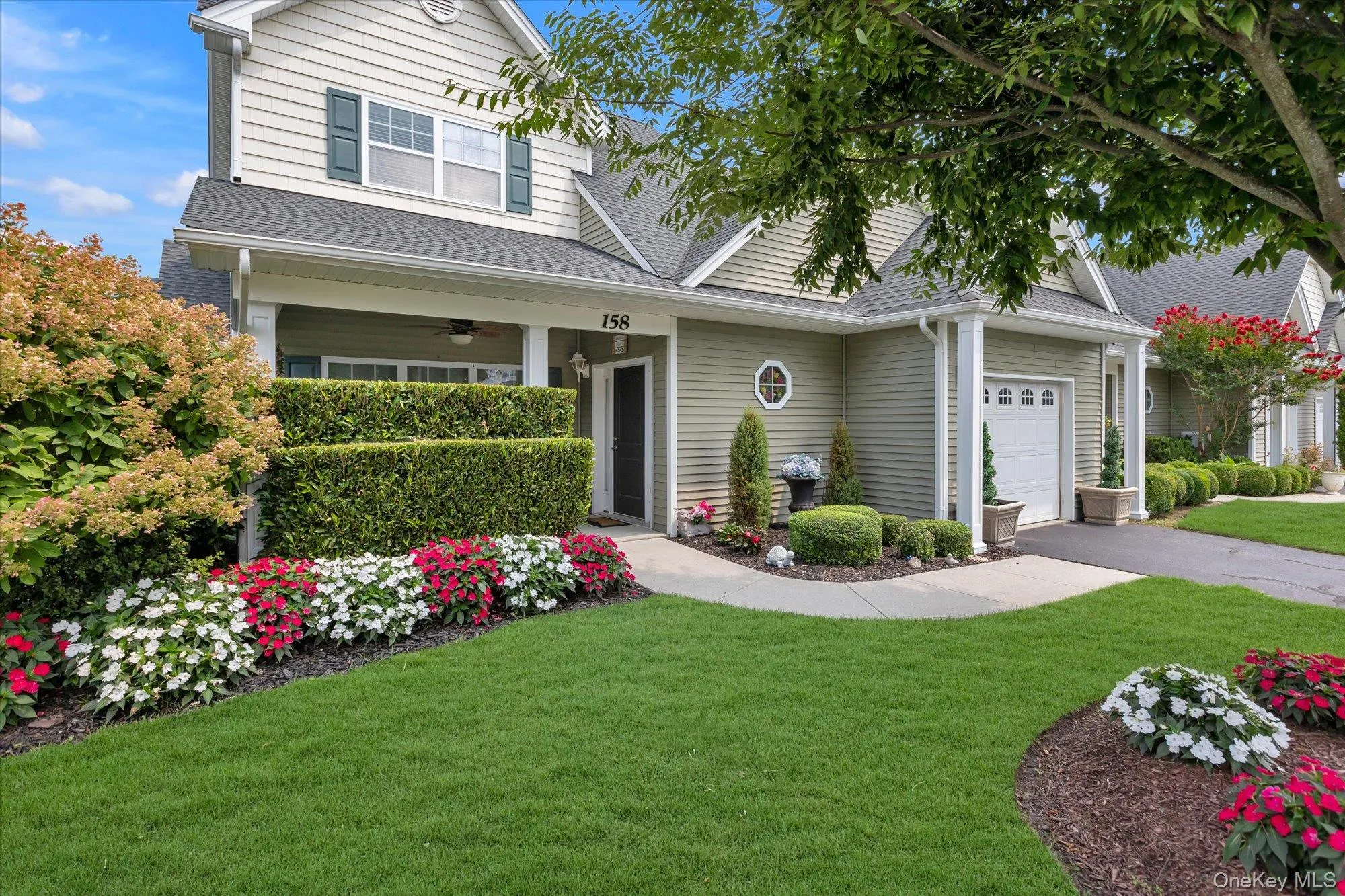158 Stoneleigh Drive, Riverhead, NY, 2 Bedrooms Bedrooms, 5 Rooms Rooms,3 BathroomsBathrooms,Residential,For Rent,Stoneleigh,0,1036536 158 Stoneleigh Drive, Riverhead, NY, 2 Bedrooms Bedrooms, 5 Rooms Rooms,3 BathroomsBathrooms,Residential,For Rent,Stoneleigh,0,1036536
