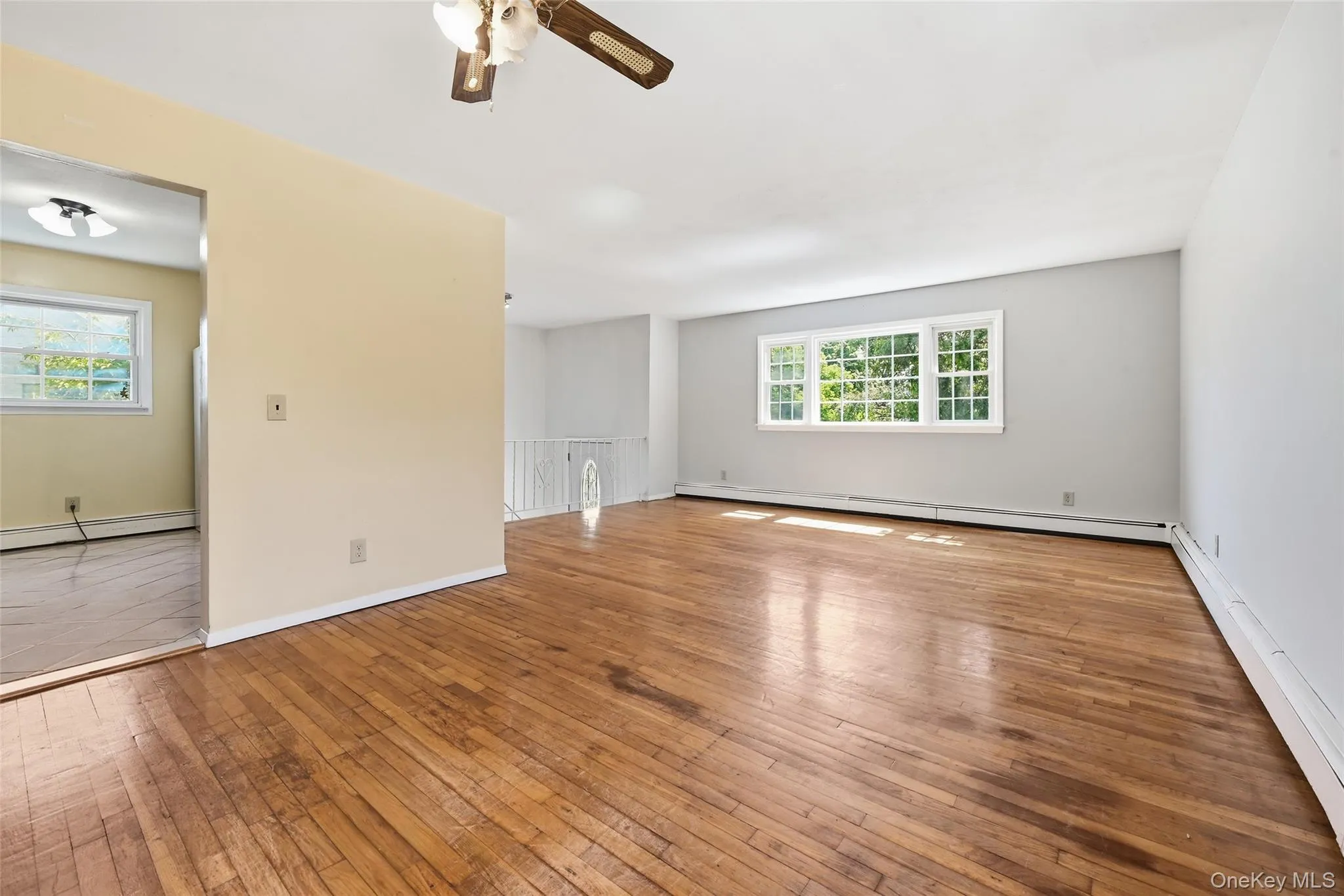 380 Sheridan Street, North Hempstead, NY, 5 Bedrooms Bedrooms, 10 Rooms Rooms,2 BathroomsBathrooms,Residential,For Rent,Sheridan,0,1036537 380 Sheridan Street, North Hempstead, NY, 5 Bedrooms Bedrooms, 10 Rooms Rooms,2 BathroomsBathrooms,Residential,For Rent,Sheridan,0,1036537