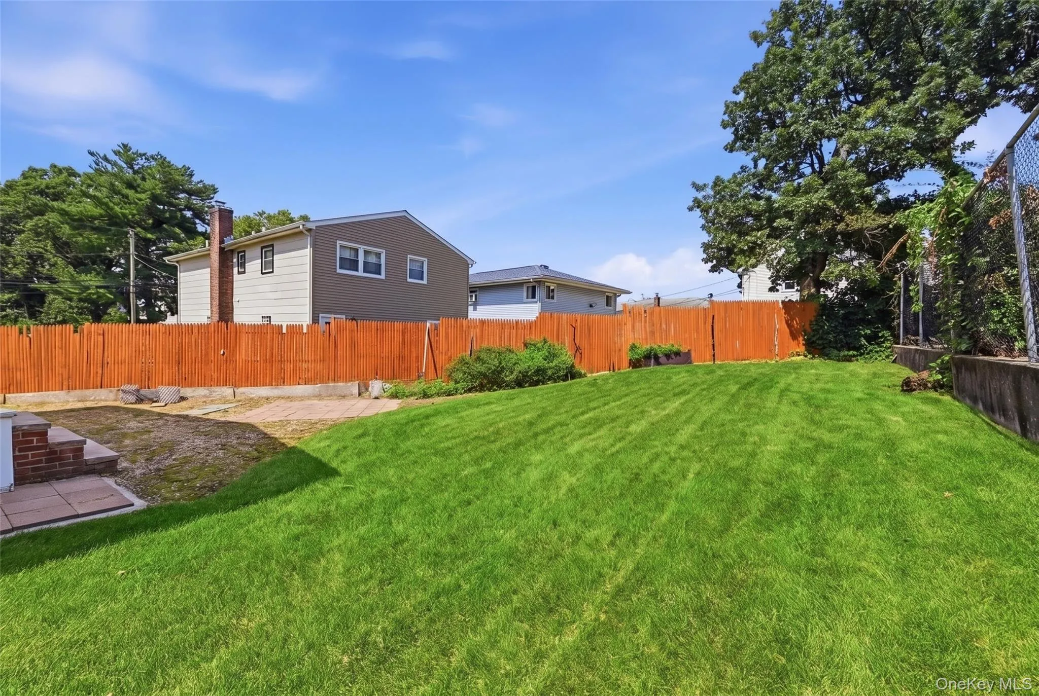 380 Sheridan Street, North Hempstead, NY, 5 Bedrooms Bedrooms, 10 Rooms Rooms,2 BathroomsBathrooms,Residential,For Rent,Sheridan,0,1036537 380 Sheridan Street, North Hempstead, NY, 5 Bedrooms Bedrooms, 10 Rooms Rooms,2 BathroomsBathrooms,Residential,For Rent,Sheridan,0,1036537