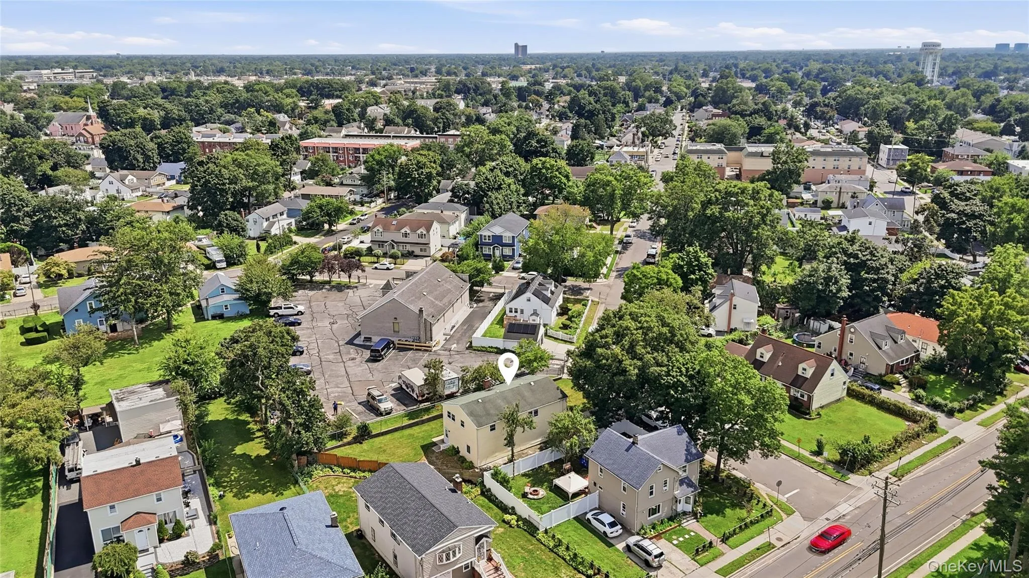 380 Sheridan Street, North Hempstead, NY, 5 Bedrooms Bedrooms, 10 Rooms Rooms,2 BathroomsBathrooms,Residential,For Rent,Sheridan,0,1036537 380 Sheridan Street, North Hempstead, NY, 5 Bedrooms Bedrooms, 10 Rooms Rooms,2 BathroomsBathrooms,Residential,For Rent,Sheridan,0,1036537