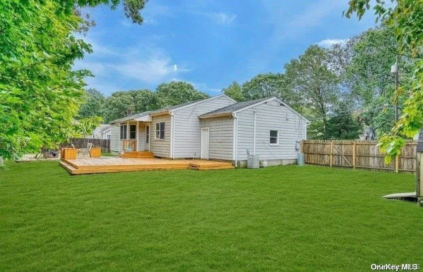 6 Willow Street, Brookhaven, NY, 5 Bedrooms Bedrooms, 6 Rooms Rooms,2 BathroomsBathrooms,Residential Lease,For Rent,Willow,0,1036538 6 Willow Street, Brookhaven, NY, 5 Bedrooms Bedrooms, 6 Rooms Rooms,2 BathroomsBathrooms,Residential Lease,For Rent,Willow,0,1036538