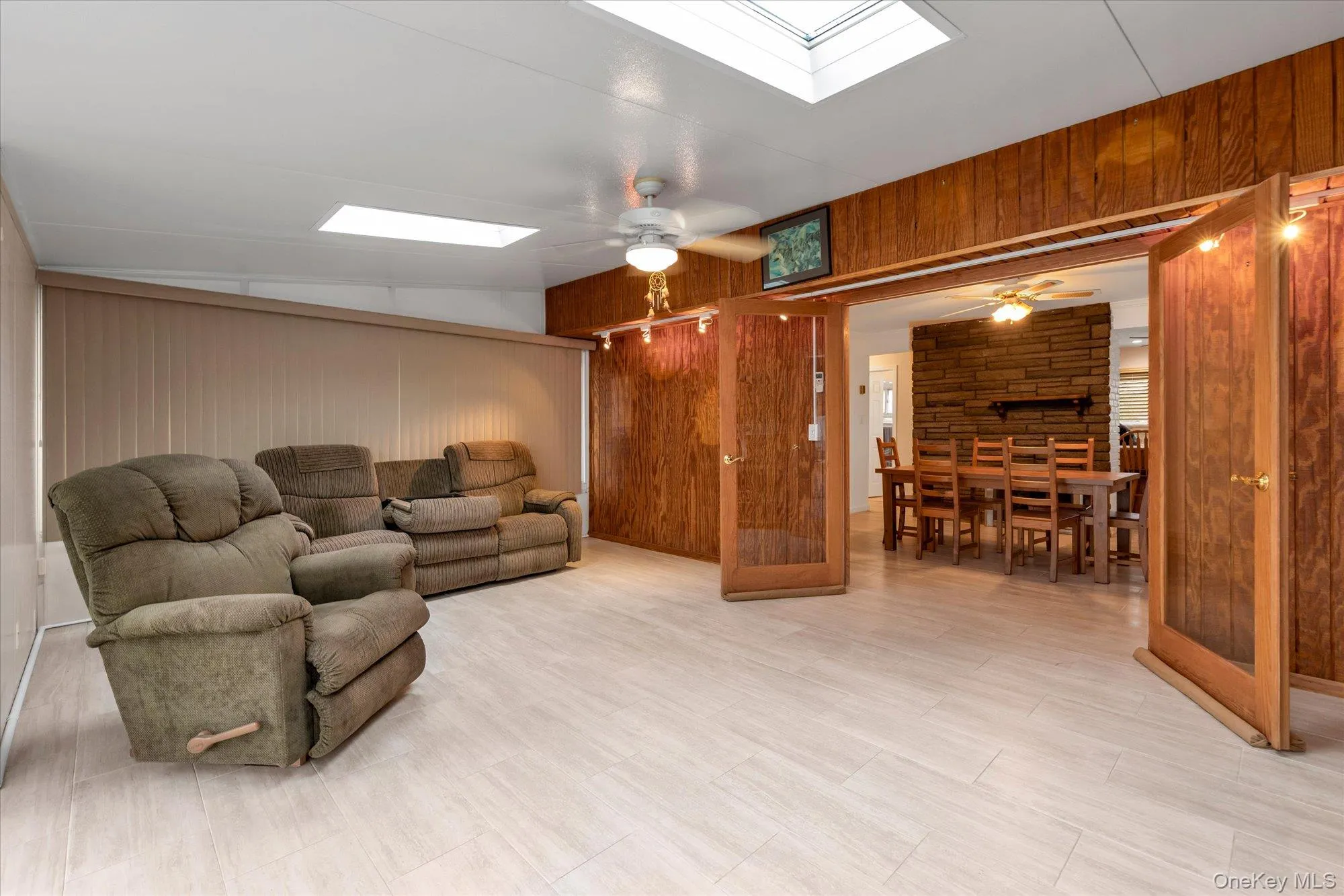 114 Stonecutter Road, Hempstead, NY, 5 Bedrooms Bedrooms, 8 Rooms Rooms,2 BathroomsBathrooms,Residential,For Rent,Stonecutter,0,1036542 114 Stonecutter Road, Hempstead, NY, 5 Bedrooms Bedrooms, 8 Rooms Rooms,2 BathroomsBathrooms,Residential,For Rent,Stonecutter,0,1036542