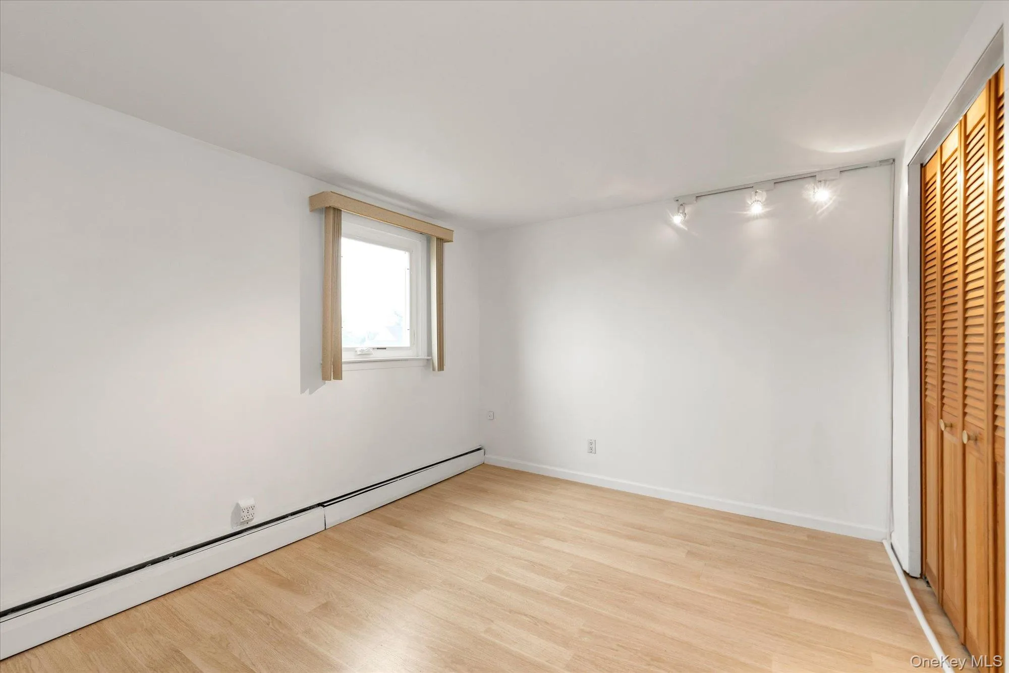 114 Stonecutter Road, Hempstead, NY, 5 Bedrooms Bedrooms, 8 Rooms Rooms,2 BathroomsBathrooms,Residential,For Rent,Stonecutter,0,1036542 114 Stonecutter Road, Hempstead, NY, 5 Bedrooms Bedrooms, 8 Rooms Rooms,2 BathroomsBathrooms,Residential,For Rent,Stonecutter,0,1036542