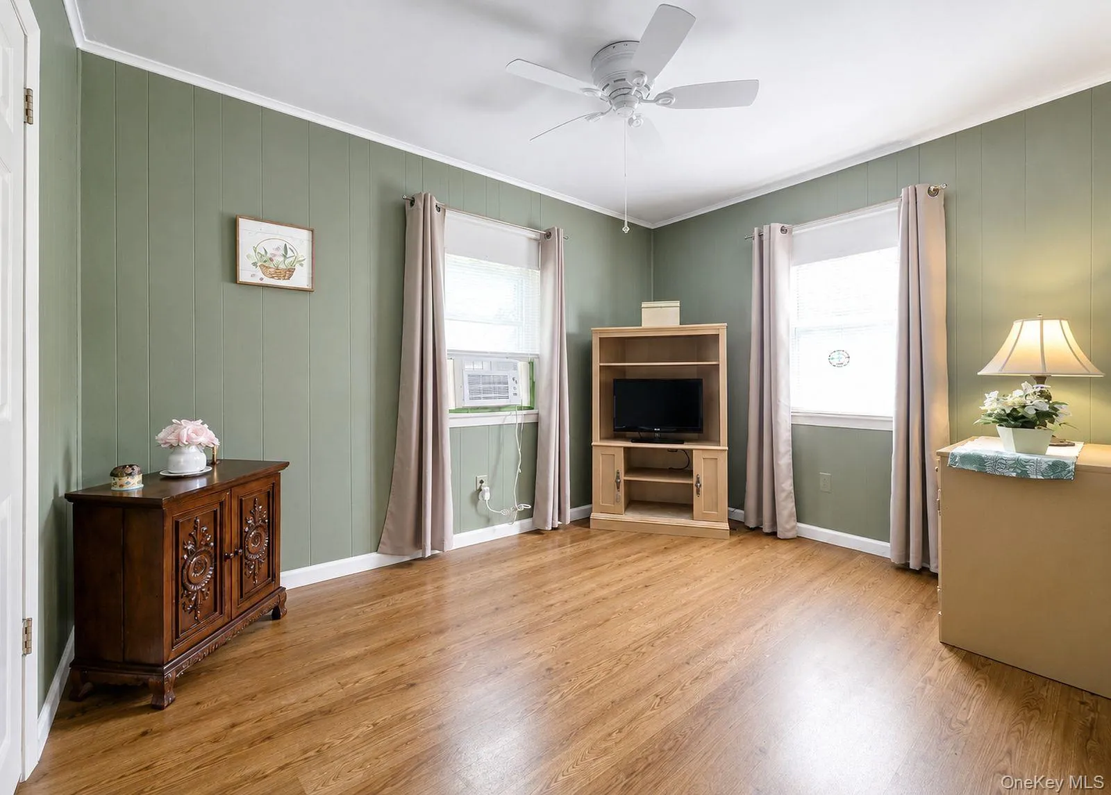102 Magnolia Drive, Brookhaven, NY, 3 Bedrooms Bedrooms, 6 Rooms Rooms,1 BathroomBathrooms,Residential,For Rent,Magnolia,0,1036543 102 Magnolia Drive, Brookhaven, NY, 3 Bedrooms Bedrooms, 6 Rooms Rooms,1 BathroomBathrooms,Residential,For Rent,Magnolia,0,1036543