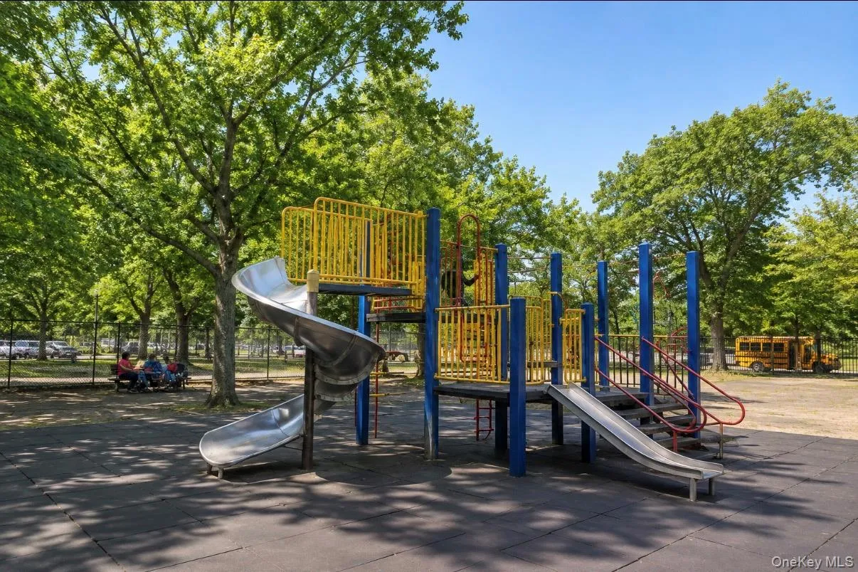 Kissena Park Children Playground Kissena Park Children Playground
