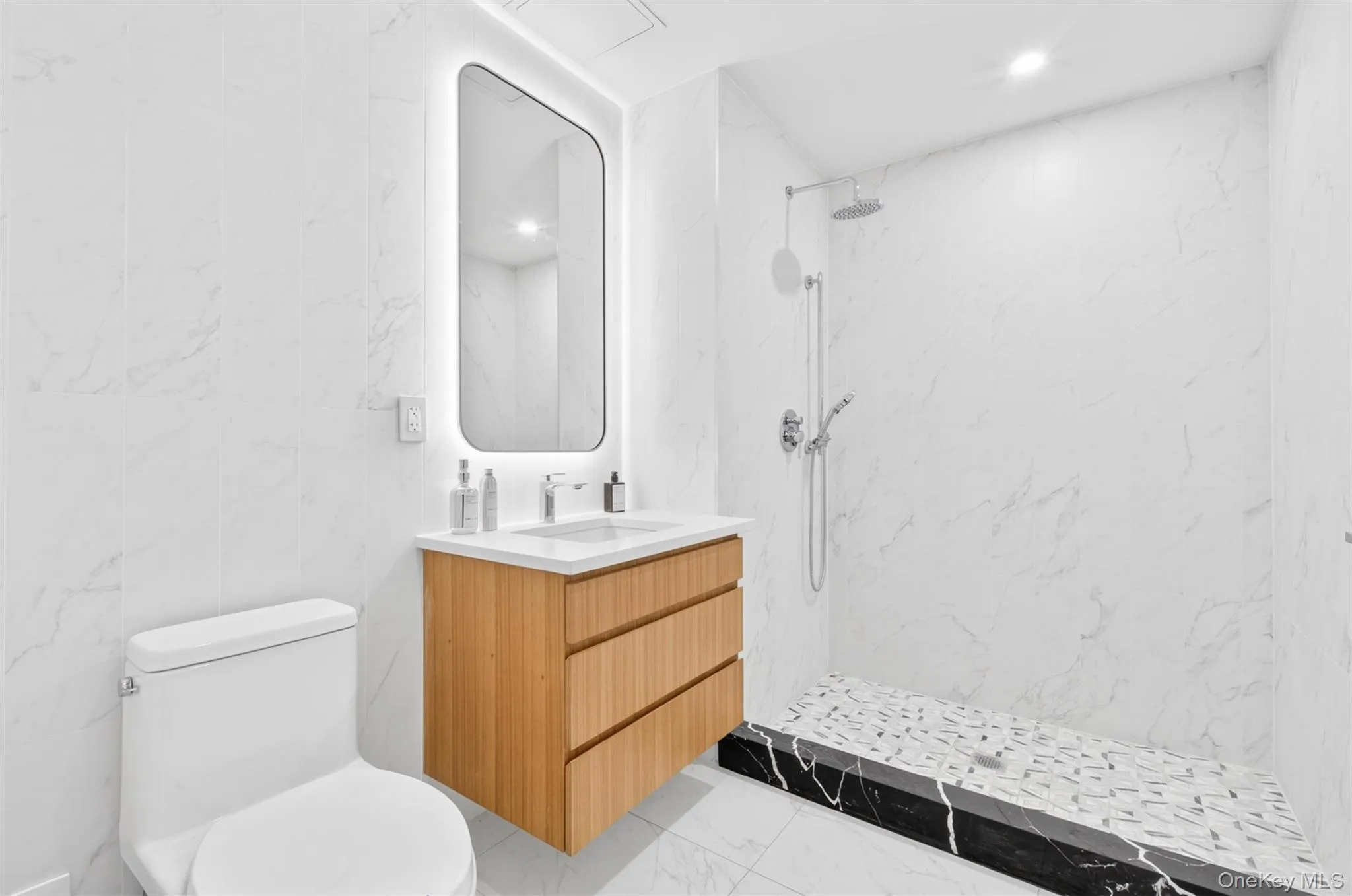 133-25 37TH Avenue, New York, NY, 1 Bedroom Bedrooms, 3 Rooms Rooms,1 BathroomBathrooms,Residential,For Rent,37TH,0,1036547 133-25 37TH Avenue, New York, NY, 1 Bedroom Bedrooms, 3 Rooms Rooms,1 BathroomBathrooms,Residential,For Rent,37TH,0,1036547