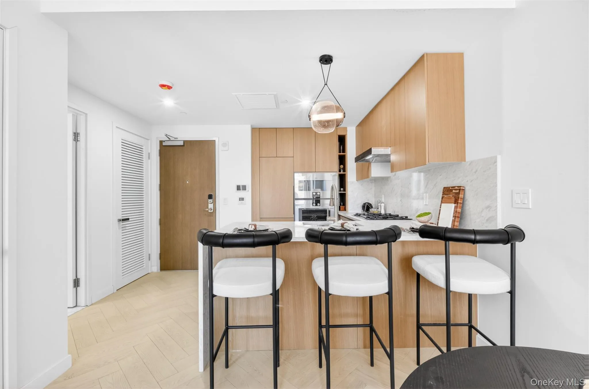 133-25 37TH Avenue, New York, NY, 2 Rooms Rooms,1 BathroomBathrooms,Residential,For Rent,37TH,0,1036548 133-25 37TH Avenue, New York, NY, 2 Rooms Rooms,1 BathroomBathrooms,Residential,For Rent,37TH,0,1036548