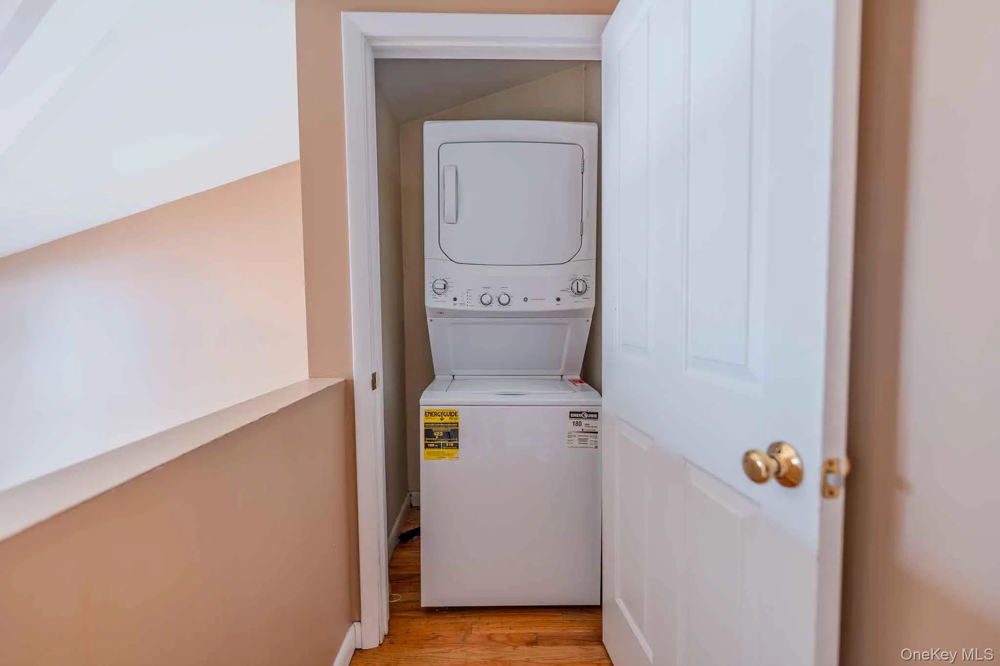 37 Louisiana Street, Long Beach, NY, 3 Bedrooms Bedrooms, 6 Rooms Rooms,2 BathroomsBathrooms,Residential,For Rent,Louisiana,0,1036557 37 Louisiana Street, Long Beach, NY, 3 Bedrooms Bedrooms, 6 Rooms Rooms,2 BathroomsBathrooms,Residential,For Rent,Louisiana,0,1036557