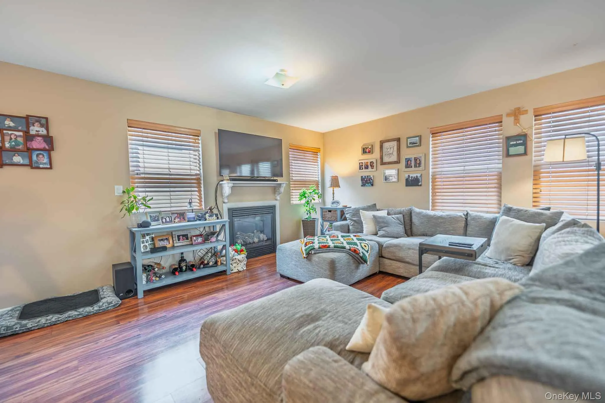 37 Louisiana Street, Long Beach, NY, 3 Bedrooms Bedrooms, 6 Rooms Rooms,2 BathroomsBathrooms,Residential,For Rent,Louisiana,0,1036557 37 Louisiana Street, Long Beach, NY, 3 Bedrooms Bedrooms, 6 Rooms Rooms,2 BathroomsBathrooms,Residential,For Rent,Louisiana,0,1036557