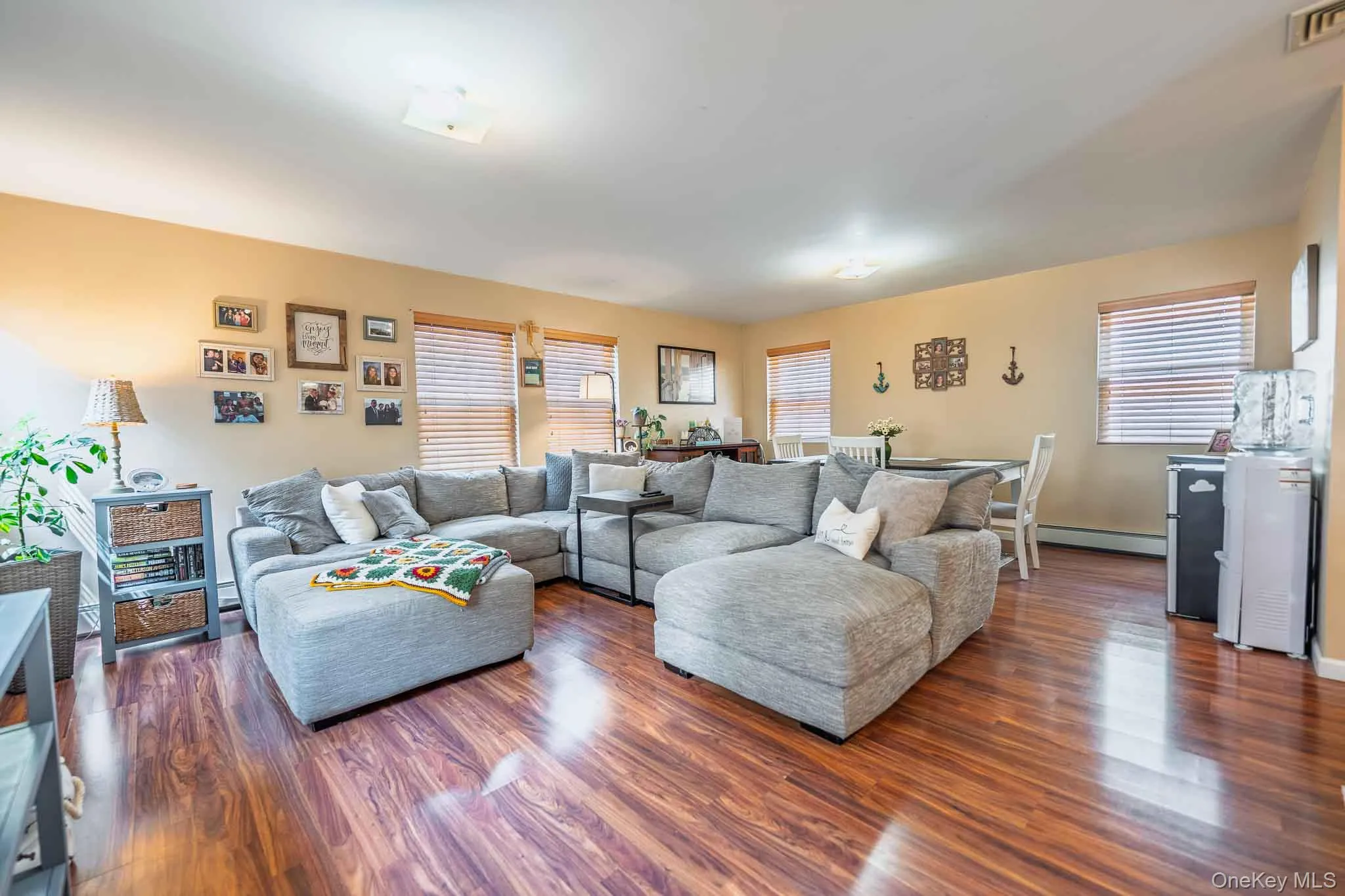 37 Louisiana Street, Long Beach, NY, 3 Bedrooms Bedrooms, 6 Rooms Rooms,2 BathroomsBathrooms,Residential,For Rent,Louisiana,0,1036557 37 Louisiana Street, Long Beach, NY, 3 Bedrooms Bedrooms, 6 Rooms Rooms,2 BathroomsBathrooms,Residential,For Rent,Louisiana,0,1036557