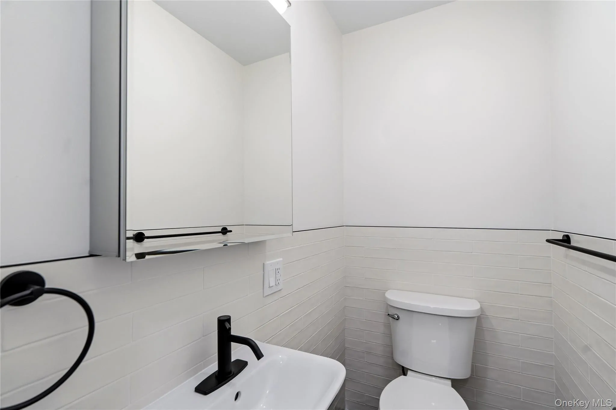 62-47 60th Street, New York, NY, 3 Bedrooms Bedrooms, 6 Rooms Rooms,1 BathroomBathrooms,Residential Lease,For Rent,60th,0,1036565 62-47 60th Street, New York, NY, 3 Bedrooms Bedrooms, 6 Rooms Rooms,1 BathroomBathrooms,Residential Lease,For Rent,60th,0,1036565