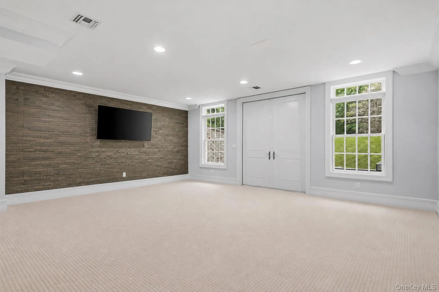 1481 Country Road, Riverhead, NY, 4 Bedrooms Bedrooms, 10 Rooms Rooms,4 BathroomsBathrooms,Residential,For Rent,Country,0,1036567 1481 Country Road, Riverhead, NY, 4 Bedrooms Bedrooms, 10 Rooms Rooms,4 BathroomsBathrooms,Residential,For Rent,Country,0,1036567