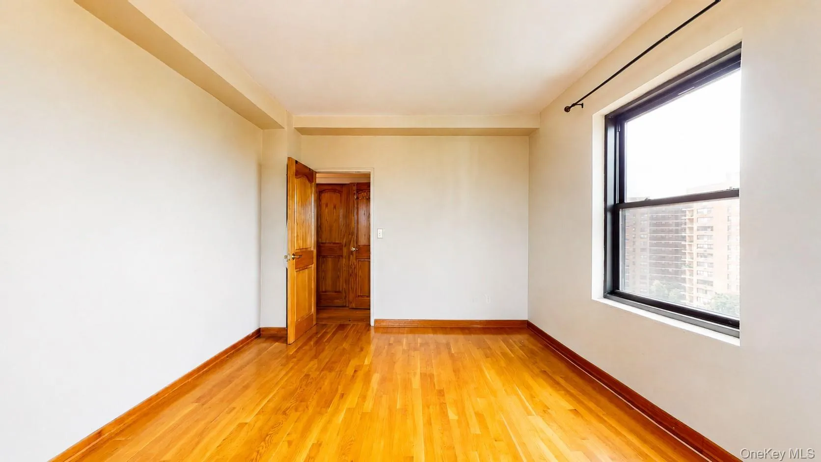 1st Bedroom 1st Bedroom