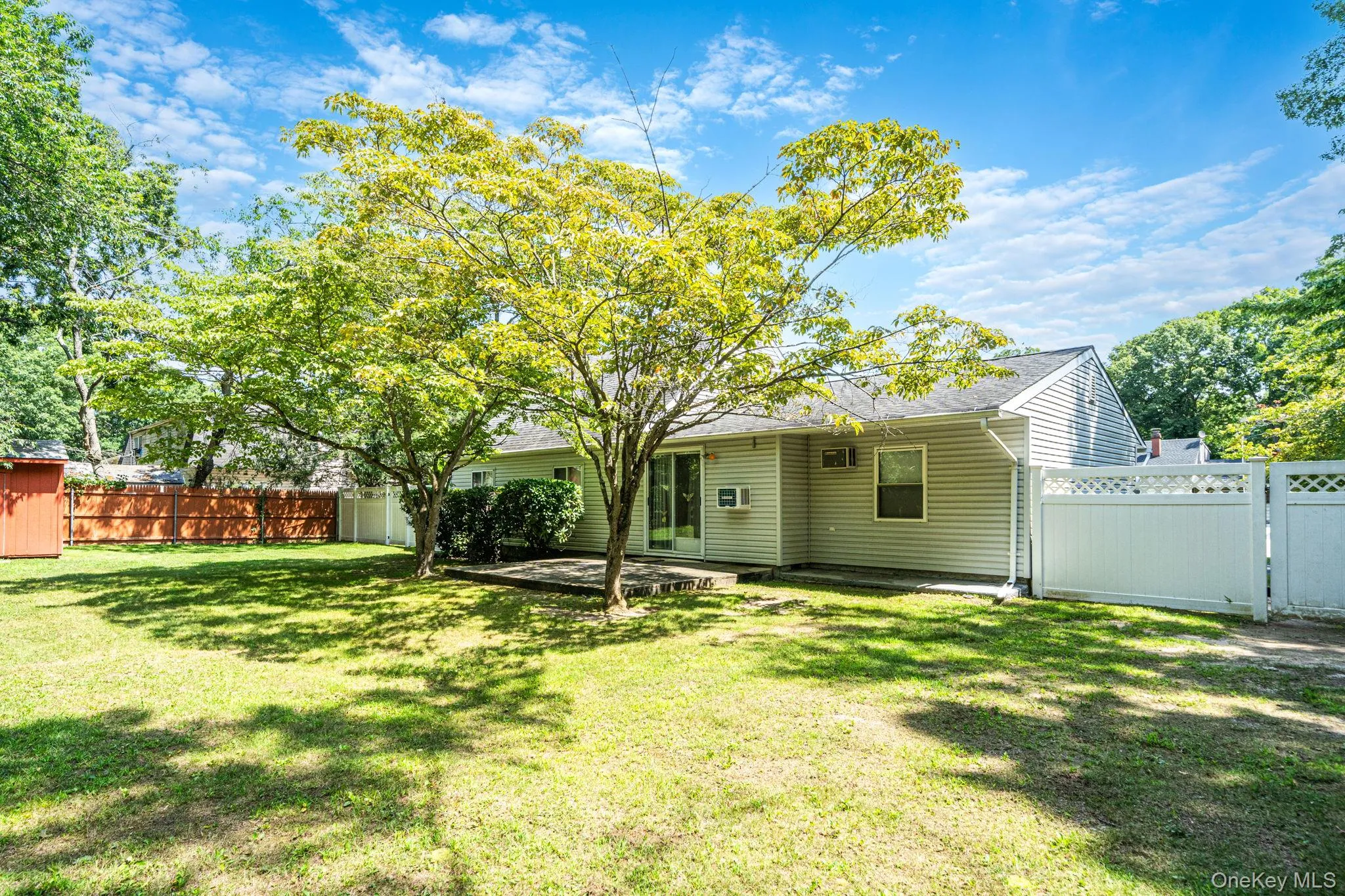 1050 Sipp Avenue, Brookhaven, NY, 5 Bedrooms Bedrooms, 7 Rooms Rooms,2 BathroomsBathrooms,Residential,For Rent,Sipp,0,1036570 1050 Sipp Avenue, Brookhaven, NY, 5 Bedrooms Bedrooms, 7 Rooms Rooms,2 BathroomsBathrooms,Residential,For Rent,Sipp,0,1036570