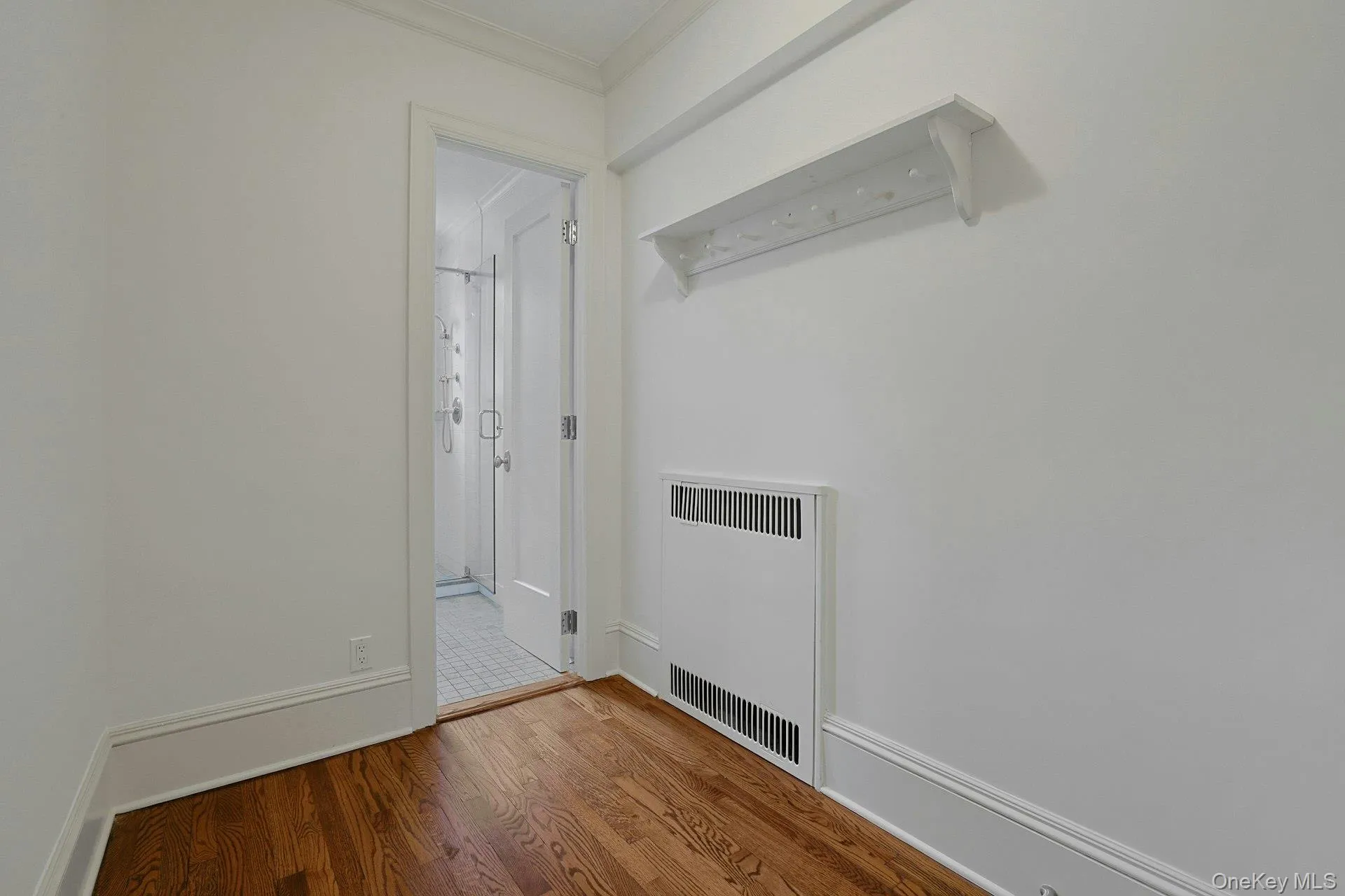 Hallway provides a perfect home office nook! Hallway provides a perfect home office nook!