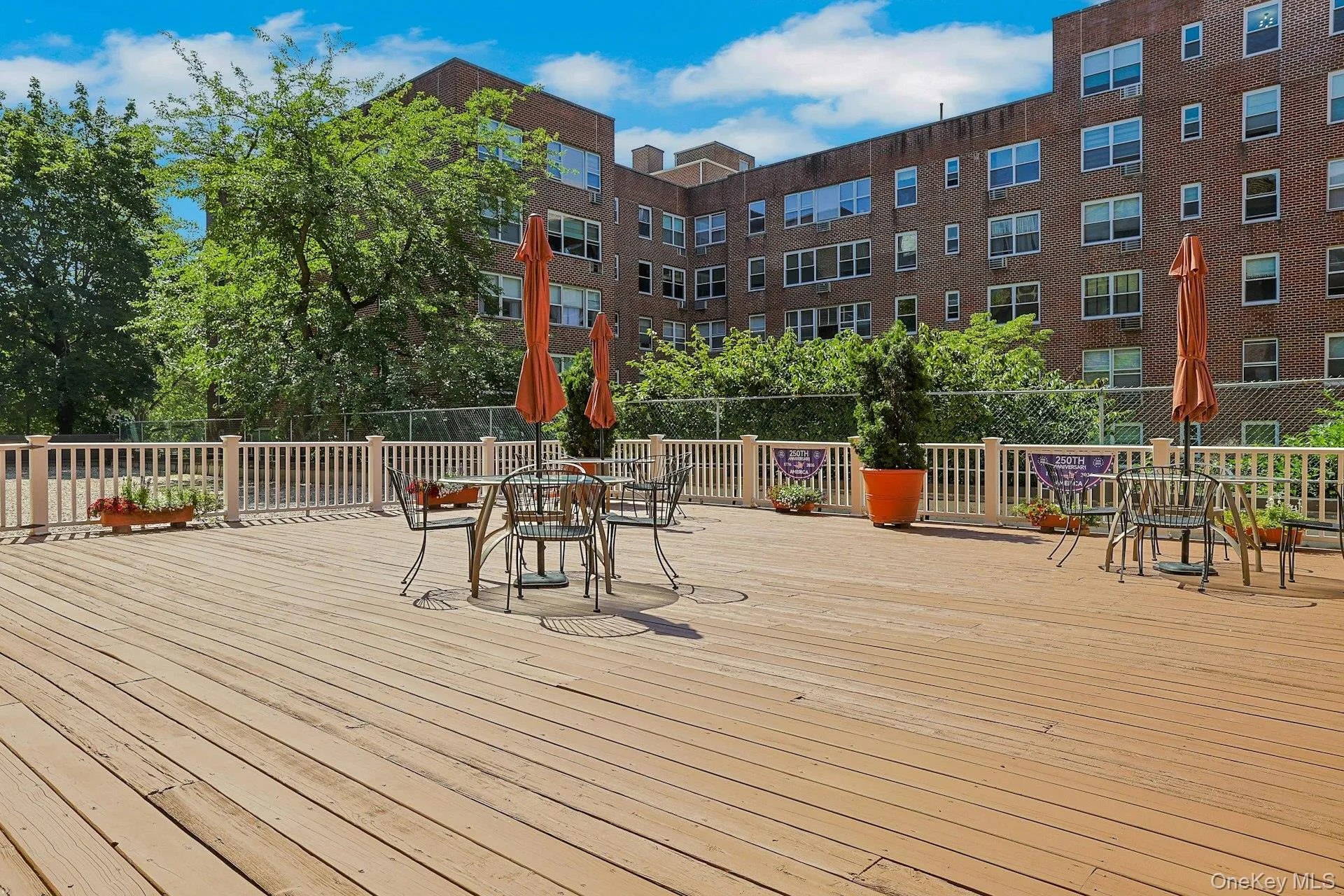 Common Patio with Seating Areas Common Patio with Seating Areas