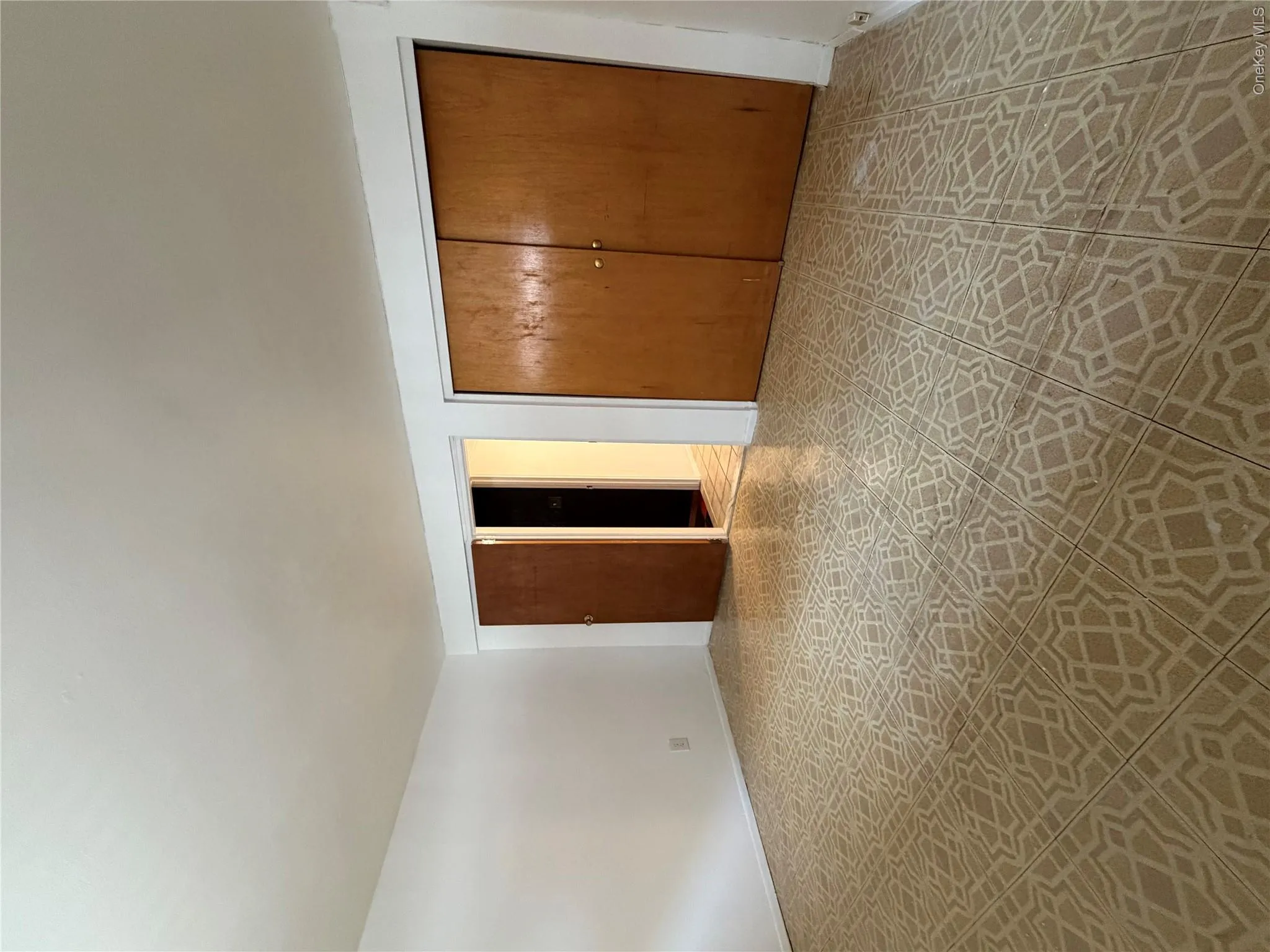 18618 140th Avenue, New York, NY, 5 Bedrooms Bedrooms, 8 Rooms Rooms,2 BathroomsBathrooms,Residential,For Rent,140th,0,1036575 18618 140th Avenue, New York, NY, 5 Bedrooms Bedrooms, 8 Rooms Rooms,2 BathroomsBathrooms,Residential,For Rent,140th,0,1036575