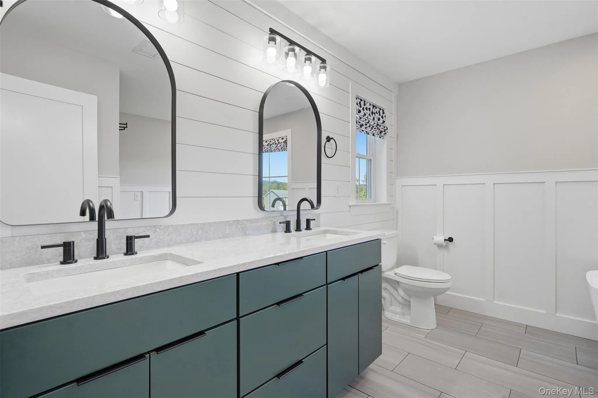 112 Pine Grove Road, Middletown, NY, 3 Bedrooms Bedrooms, 10 Rooms Rooms,2 BathroomsBathrooms,Residential Lease,For Rent,Pine Grove,0,1036578 112 Pine Grove Road, Middletown, NY, 3 Bedrooms Bedrooms, 10 Rooms Rooms,2 BathroomsBathrooms,Residential Lease,For Rent,Pine Grove,0,1036578