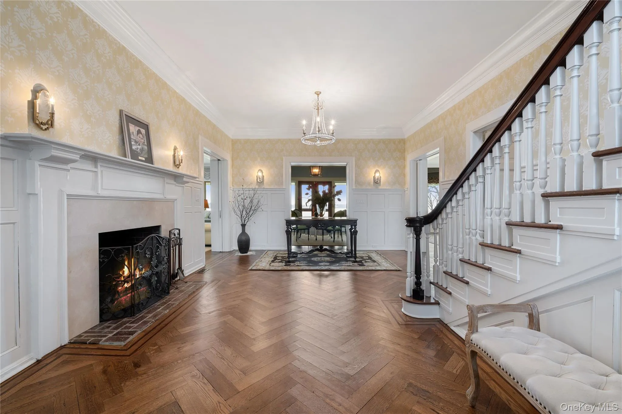 10 Hicks Lane, North Hempstead, NY, 7 Bedrooms Bedrooms, 15 Rooms Rooms,7 BathroomsBathrooms,Residential,For Rent,Hicks,0,1036588 10 Hicks Lane, North Hempstead, NY, 7 Bedrooms Bedrooms, 15 Rooms Rooms,7 BathroomsBathrooms,Residential,For Rent,Hicks,0,1036588