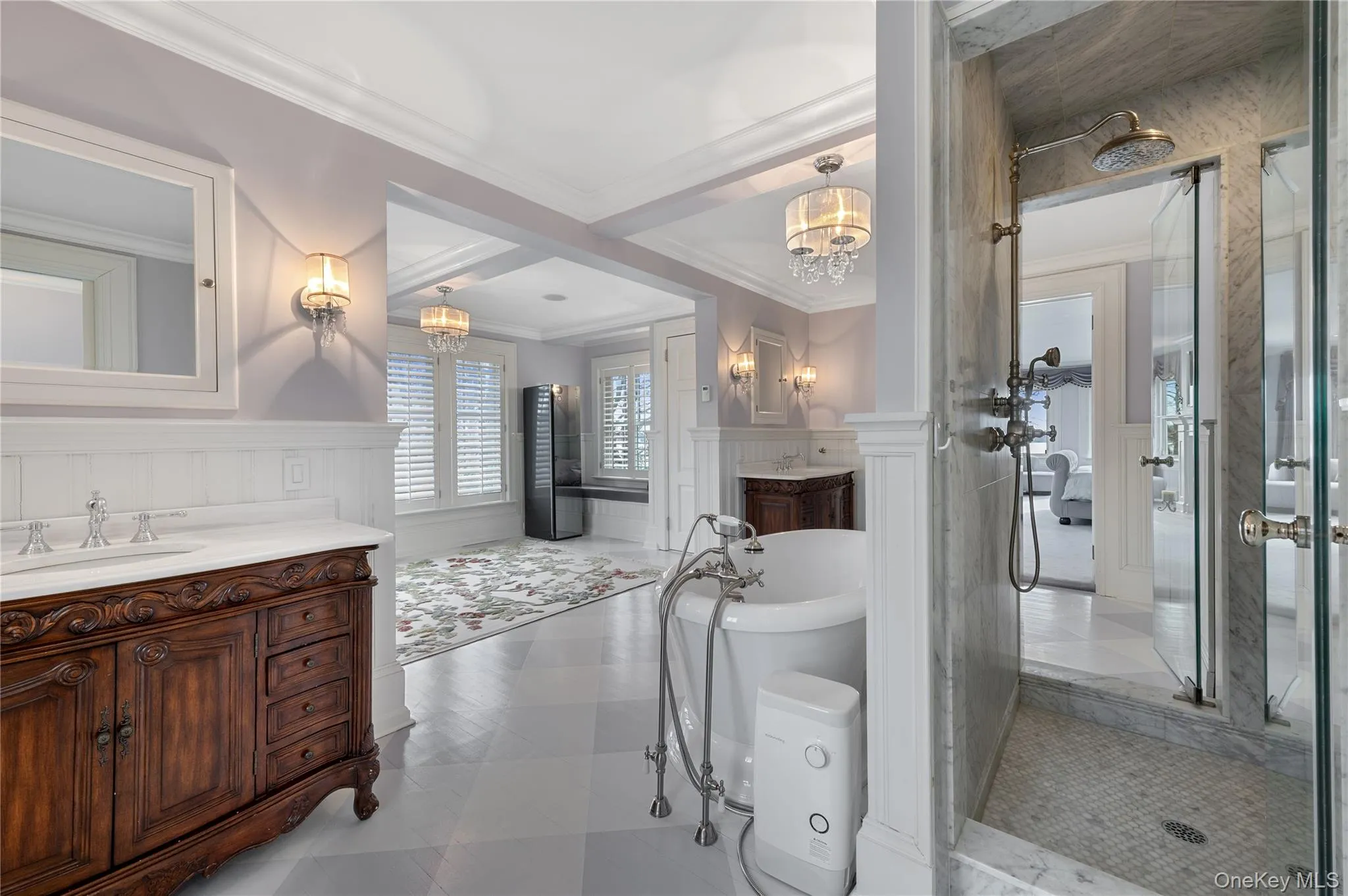 10 Hicks Lane, North Hempstead, NY, 7 Bedrooms Bedrooms, 15 Rooms Rooms,7 BathroomsBathrooms,Residential,For Rent,Hicks,0,1036588 10 Hicks Lane, North Hempstead, NY, 7 Bedrooms Bedrooms, 15 Rooms Rooms,7 BathroomsBathrooms,Residential,For Rent,Hicks,0,1036588