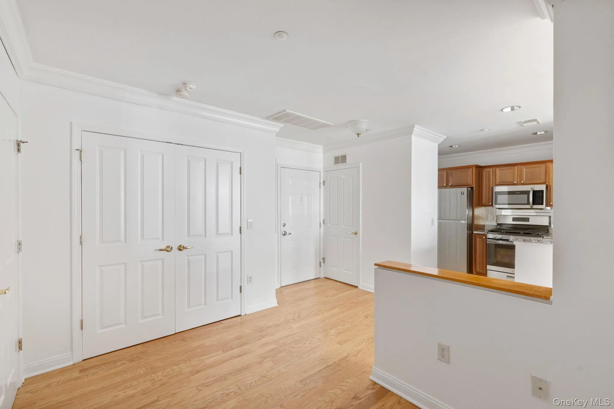 3214 Leeward Drive, Haverstraw, NY, 4 Rooms Rooms,1 BathroomBathrooms,Residential,For Rent,Leeward,0,1036590 3214 Leeward Drive, Haverstraw, NY, 4 Rooms Rooms,1 BathroomBathrooms,Residential,For Rent,Leeward,0,1036590