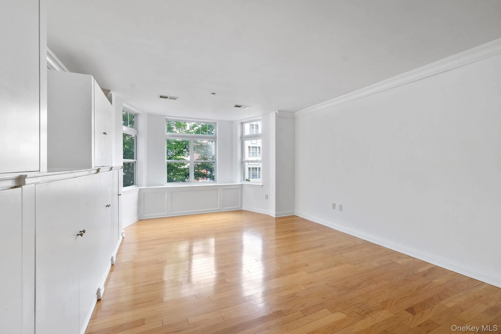 3214 Leeward Drive, Haverstraw, NY, 4 Rooms Rooms,1 BathroomBathrooms,Residential,For Rent,Leeward,0,1036590 3214 Leeward Drive, Haverstraw, NY, 4 Rooms Rooms,1 BathroomBathrooms,Residential,For Rent,Leeward,0,1036590